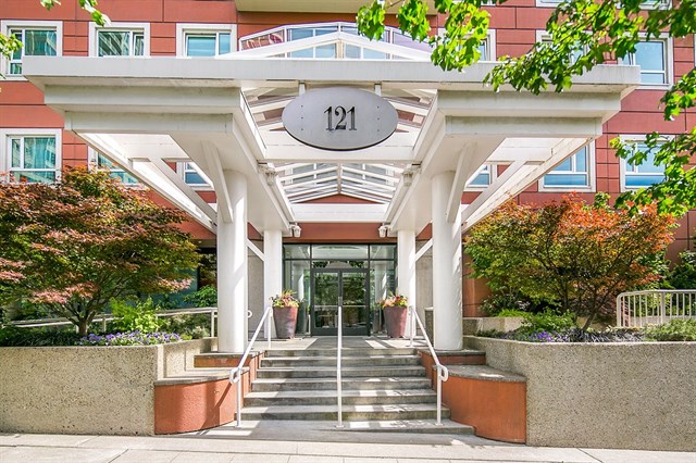 121 Vine Street #2506, Seattle | $525,000