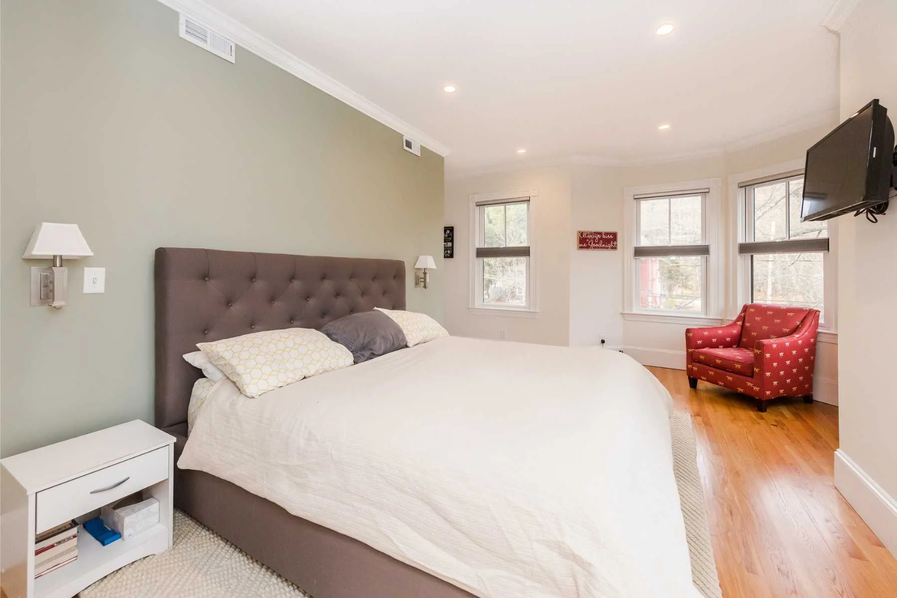 12-CapstoneCommunities-property-Single-Family_Newton-preservation.jpg