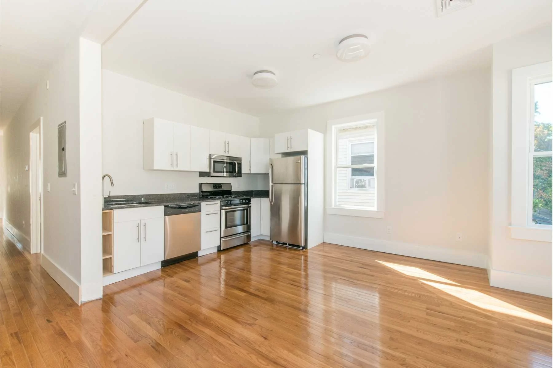 6-CapstoneCommunities-property-16-Suffolk Street-Cambridge.jpg