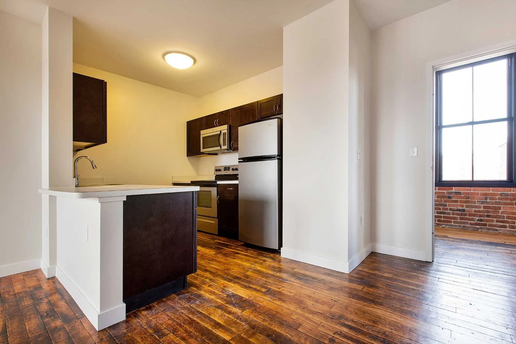 9-CapstoneCommunities-property-StationLofts-Brockton.jpg