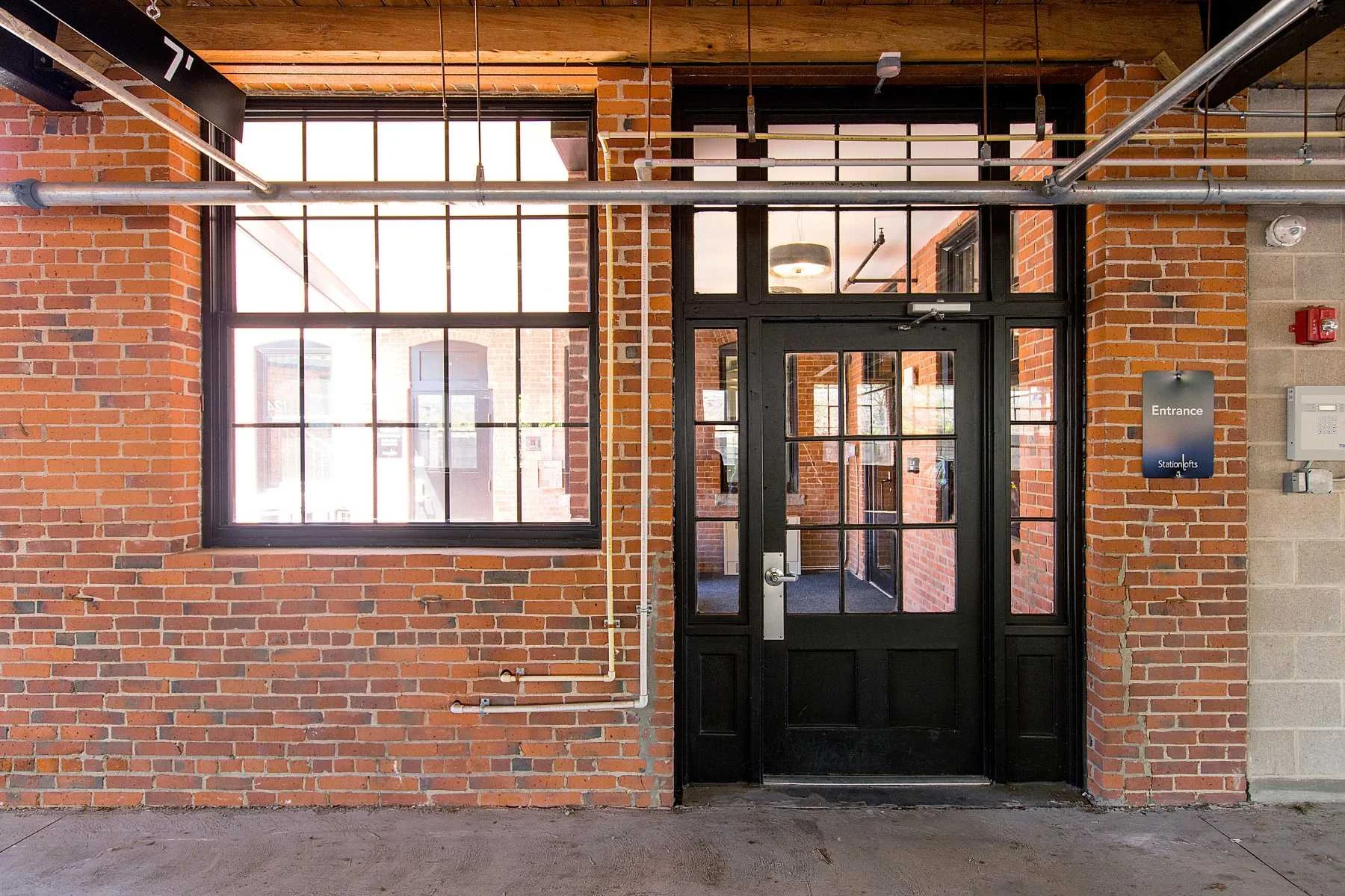 12-CapstoneCommunities-property-StationLofts-Brockton.jpg