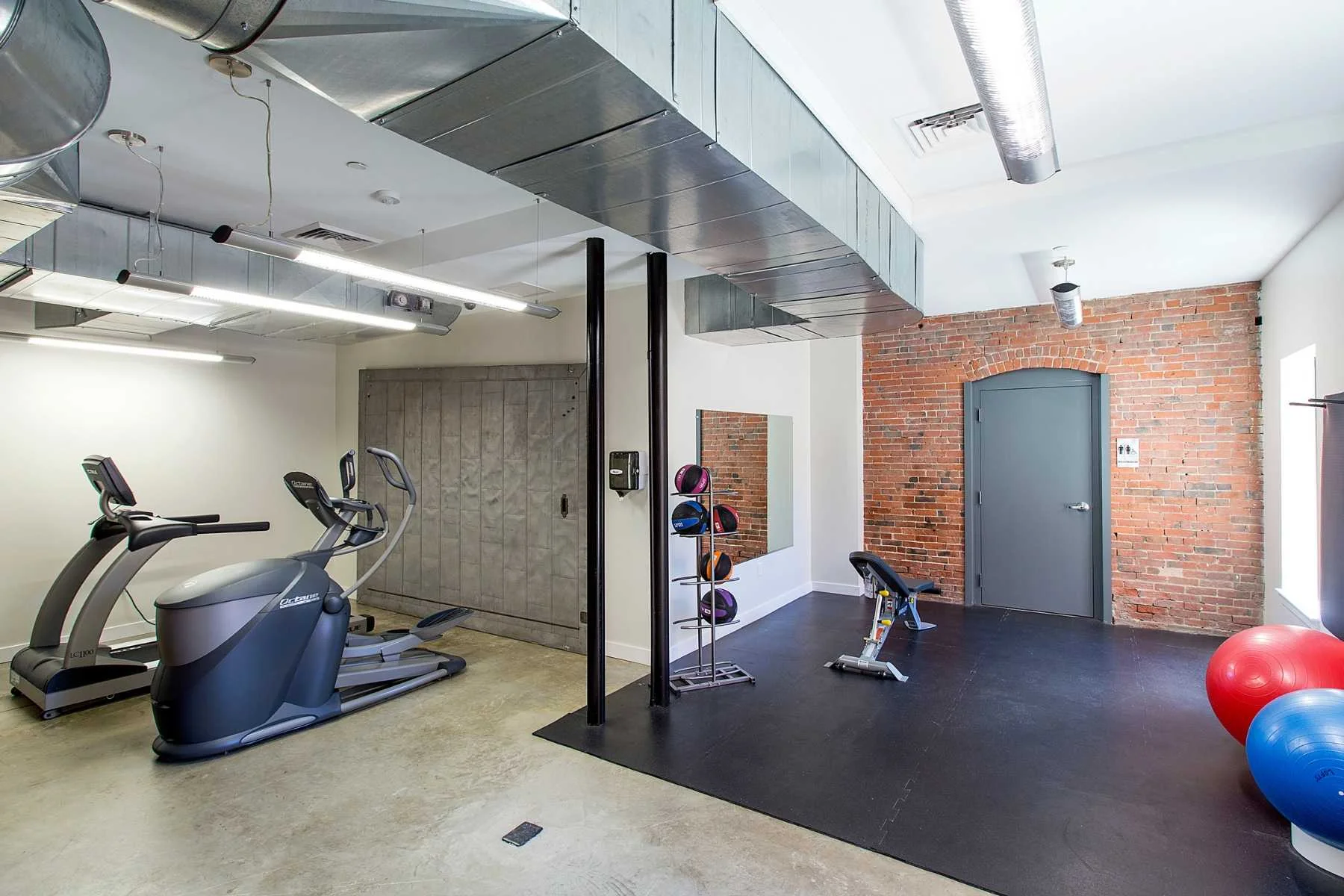 15-CapstoneCommunities-property-StationLofts-Brockton.jpg