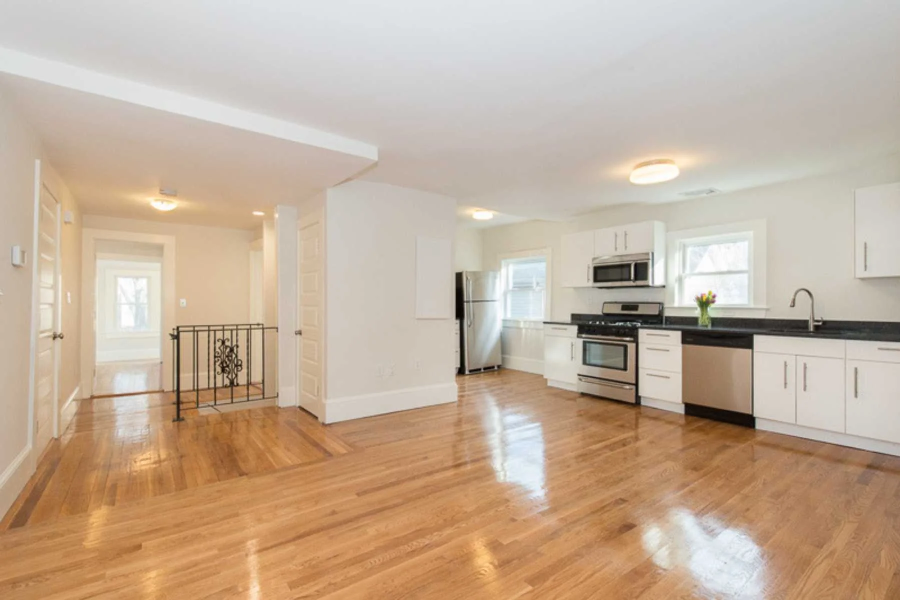 12-CapstoneCommunities-property-Riverside-Place-Apartments-Cambridge.jpg