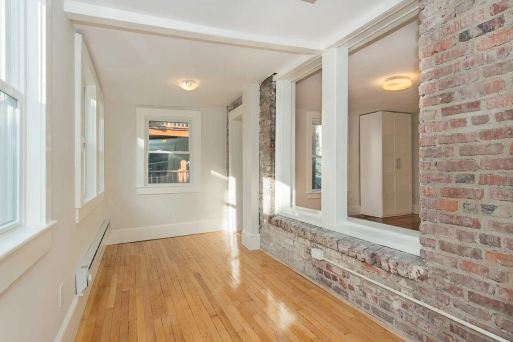 15-CapstoneCommunities-property-Riverside-Place-Apartments-Cambridge.jpg