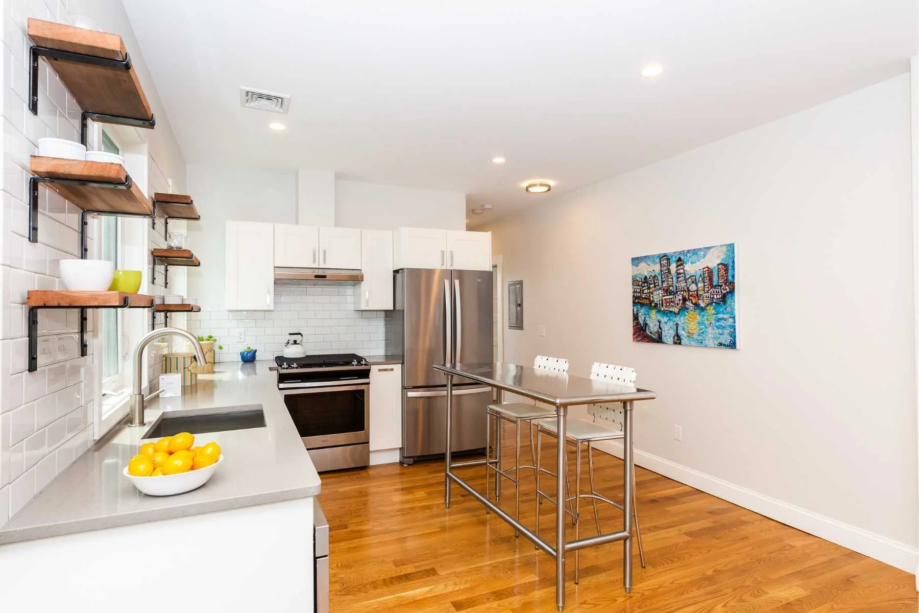 4-CapstoneCommunities-property-26HardwickStreet-Condominiums-Cambridge.jpg