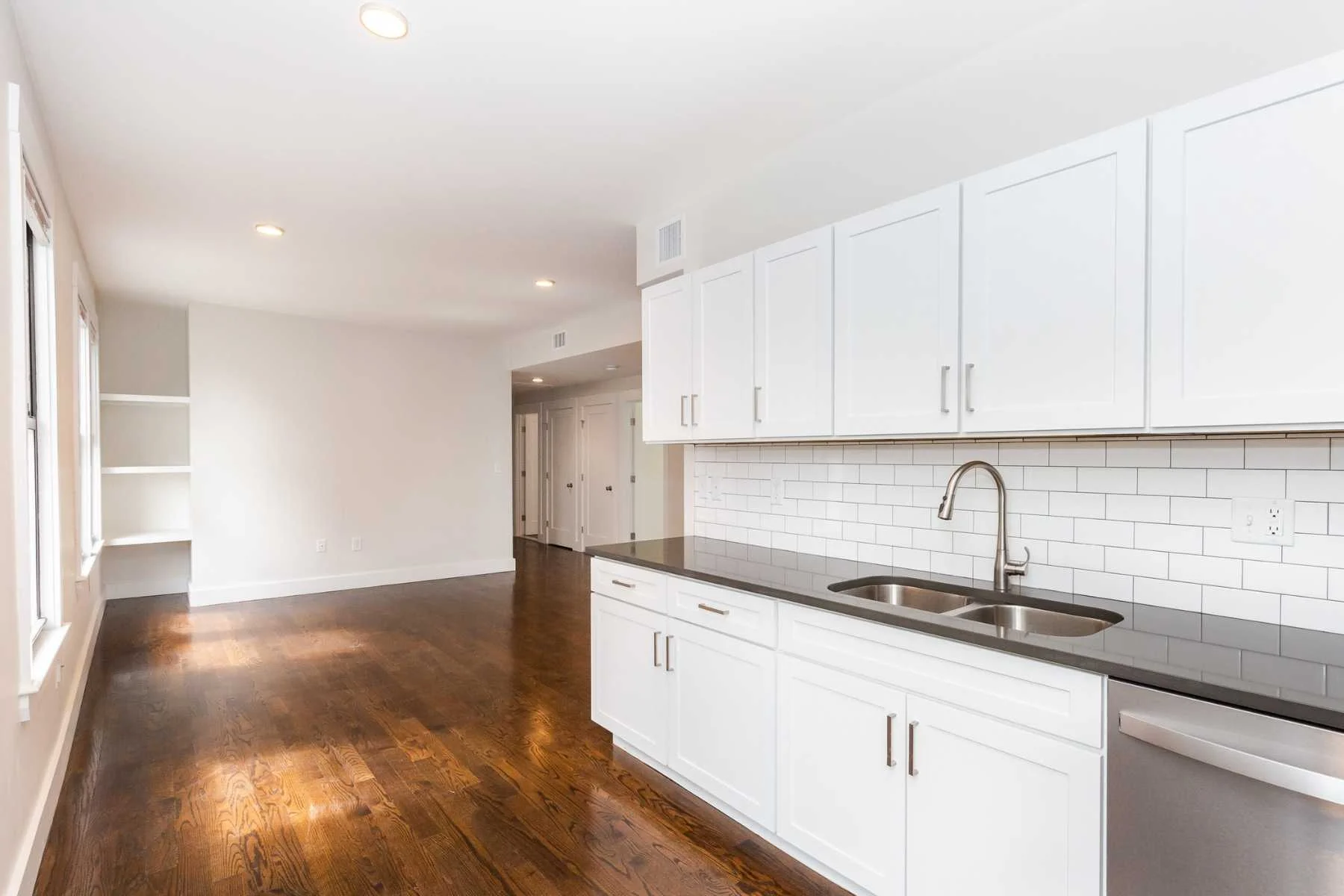 4-CapstoneCommunities-property-24ClaryStreet-Cambridge.jpg