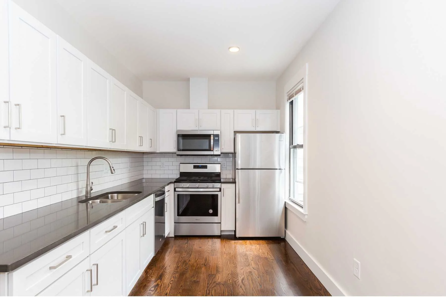 5-CapstoneCommunities-property-24ClaryStreet-Cambridge.jpg