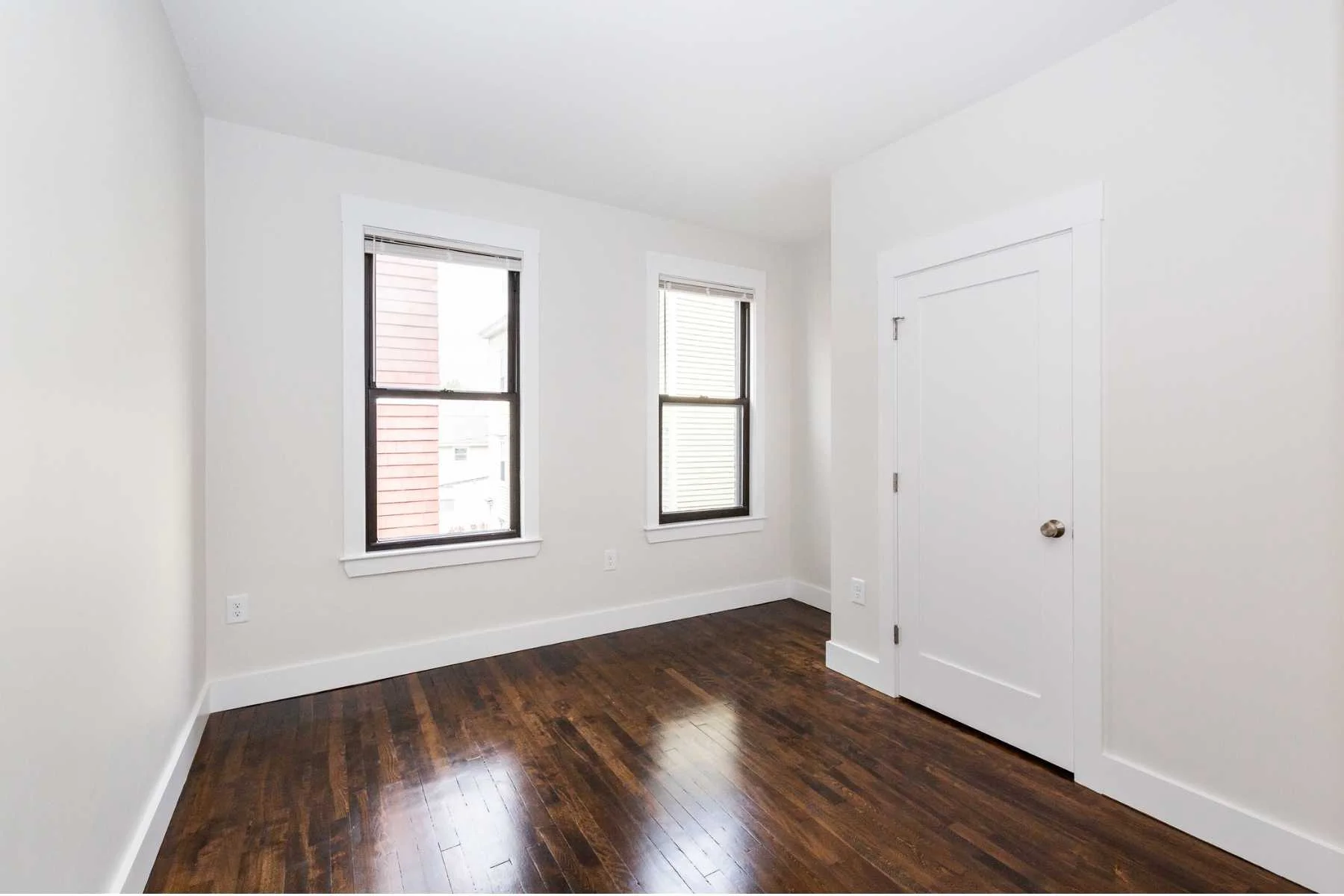 9-CapstoneCommunities-property-24ClaryStreet-Cambridge.jpg