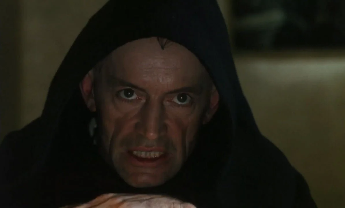 The Pit and the Pendulum (1991) | A Bottomless Pit of Despair
