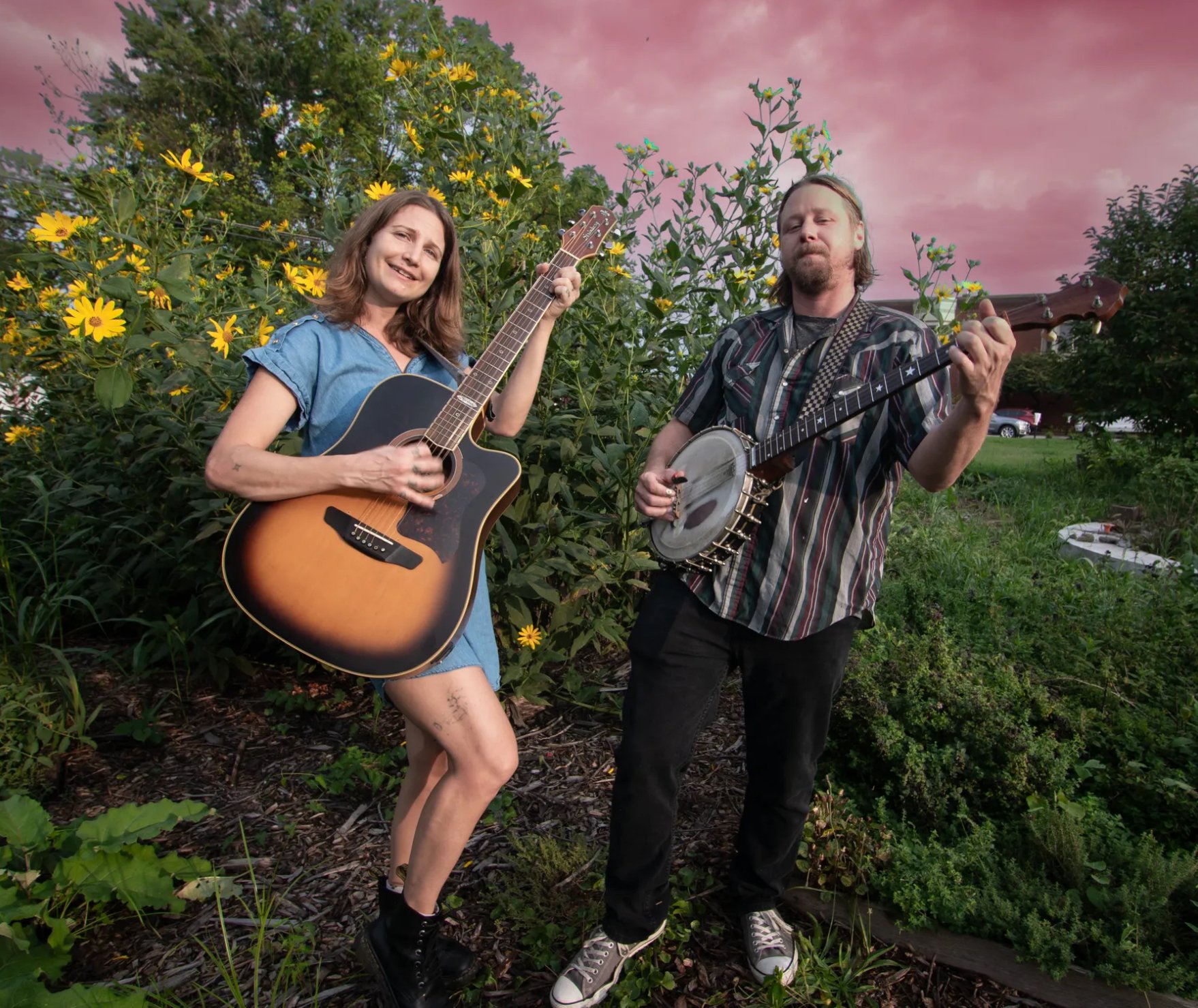 Black out Wednesday party! Live music with snowbird street band!
