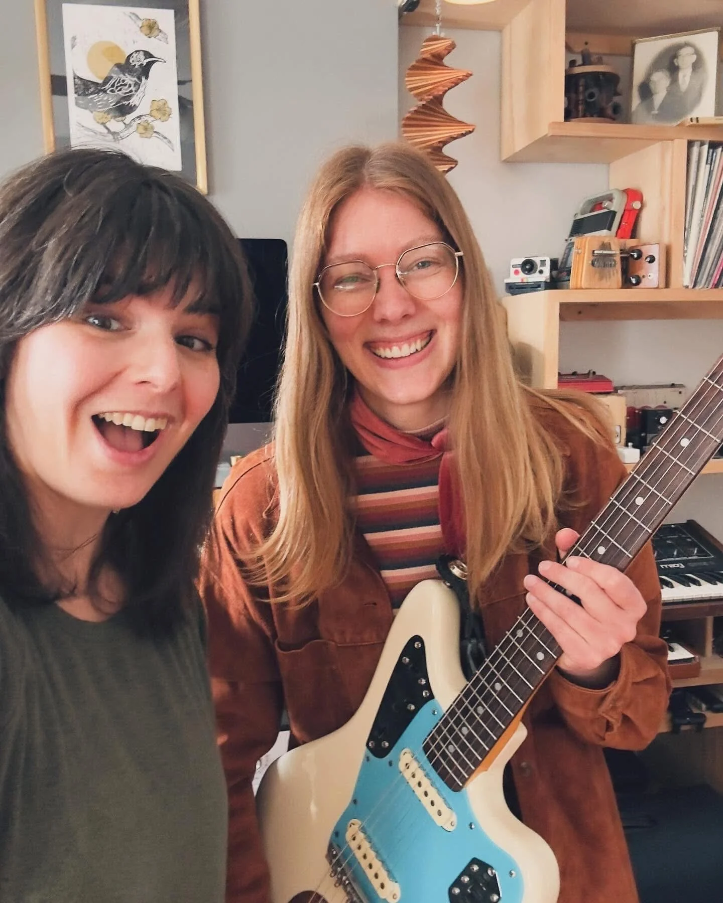 Live music duo with Beth BOMBARA and Emma nobbe!