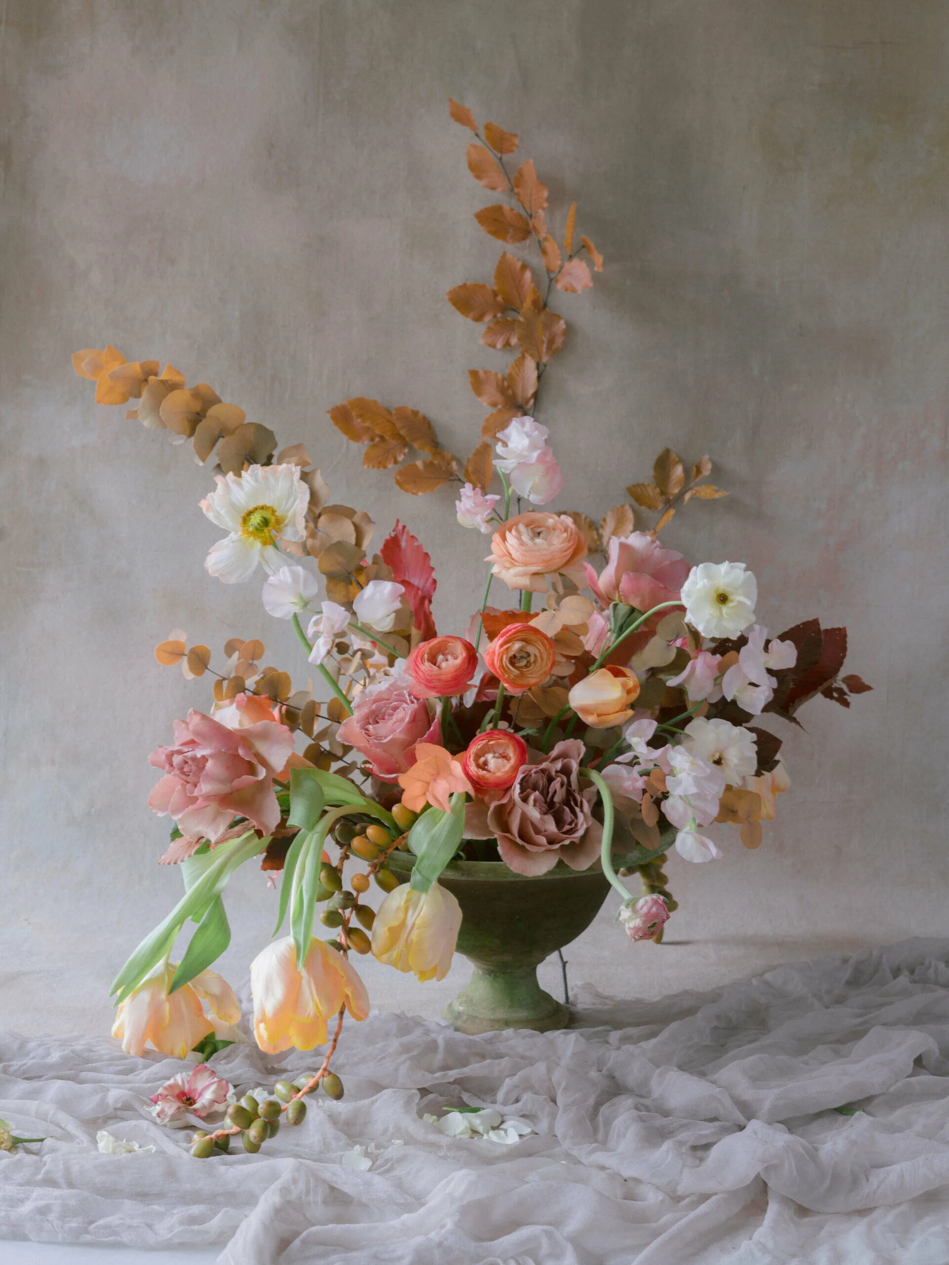 Spring Arrangement with Holly Chapple and Tulipina