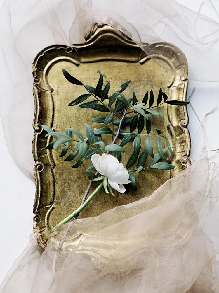 Blue Bouquet Guest Blog: How I Stay Calm Under Wedding Day Pressure