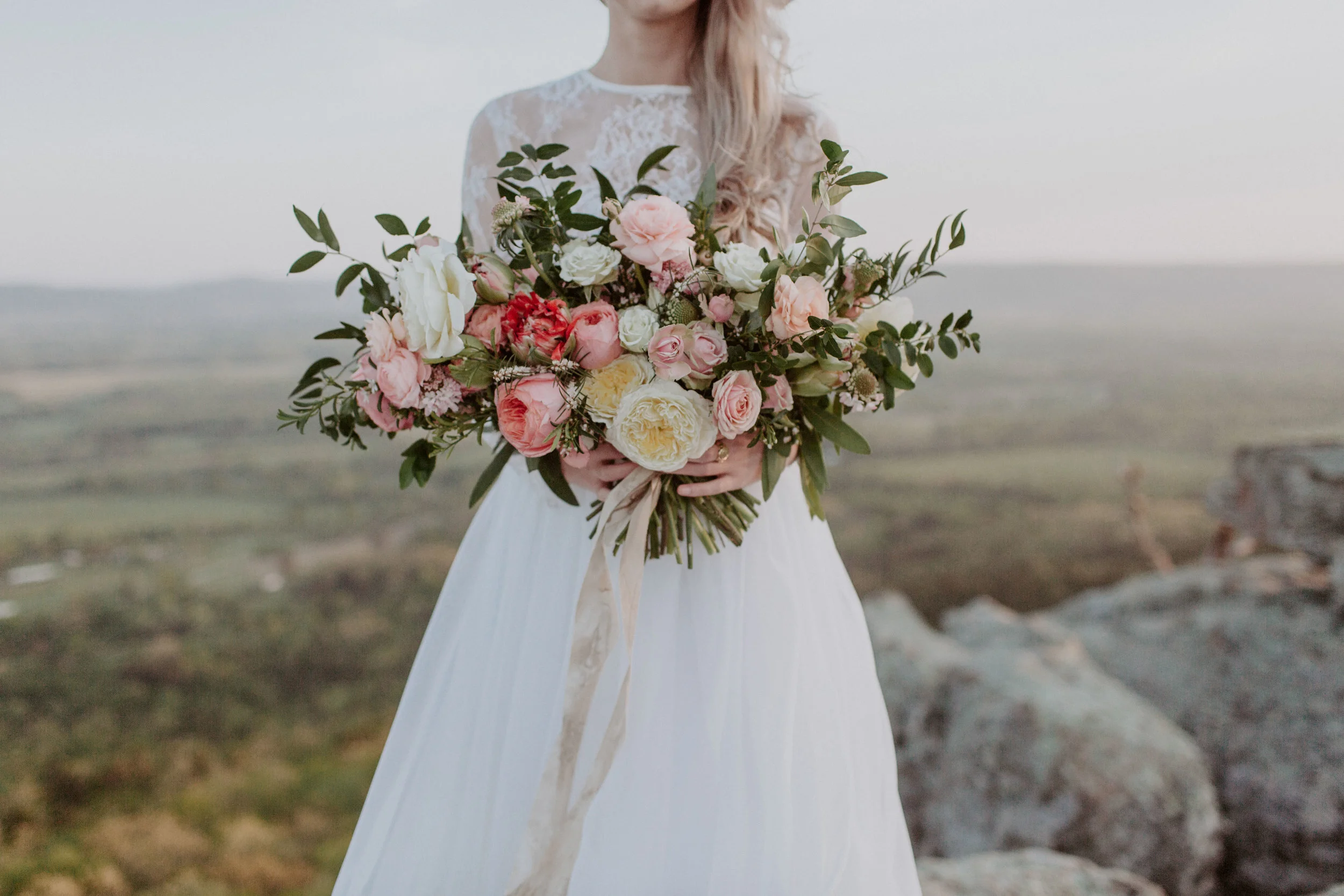 Mountain-side Spring Bridal Portraits