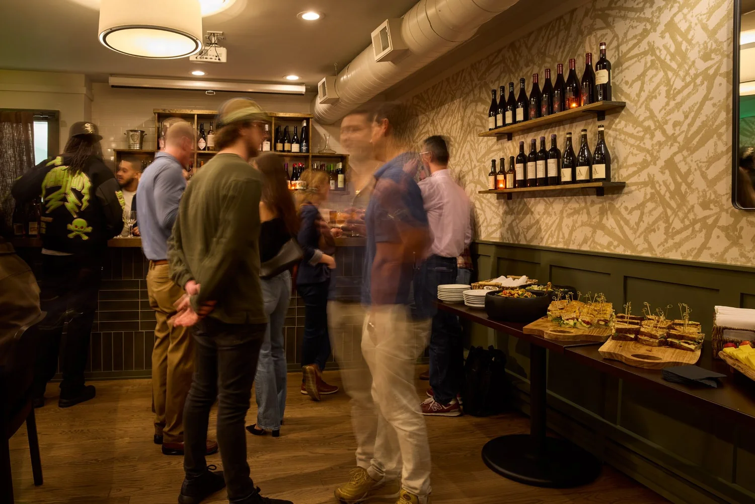 Bar photo 1