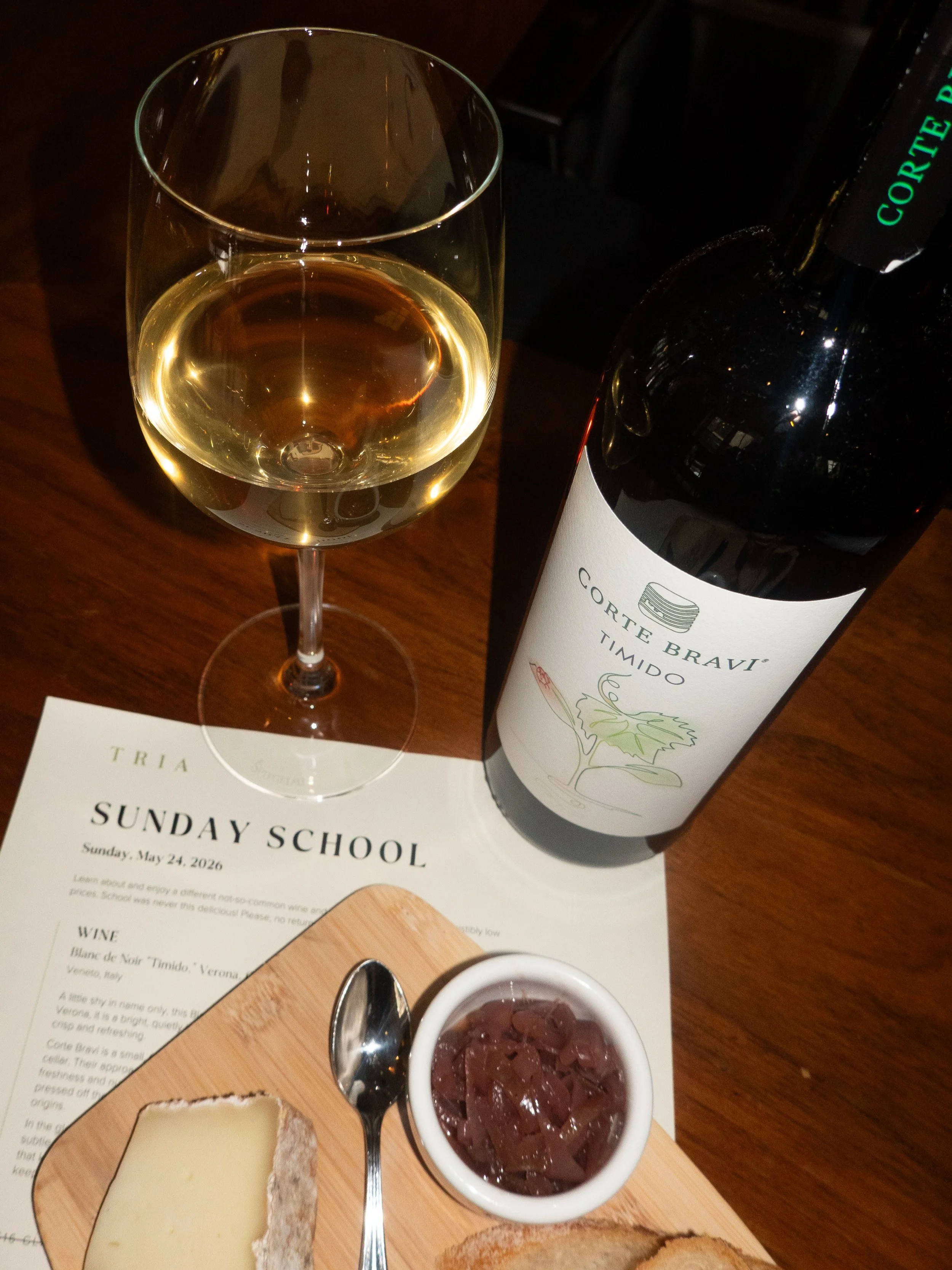 School&rsquo;s in session this Sunday 🍷🧀

This week&rsquo;s Sunday School features a bright and refreshing Blanc de Noir from @corte_bravi in Verona &mdash; crisp, floral, and quietly complex with notes of white peach, pear skin, citrus blossom, an