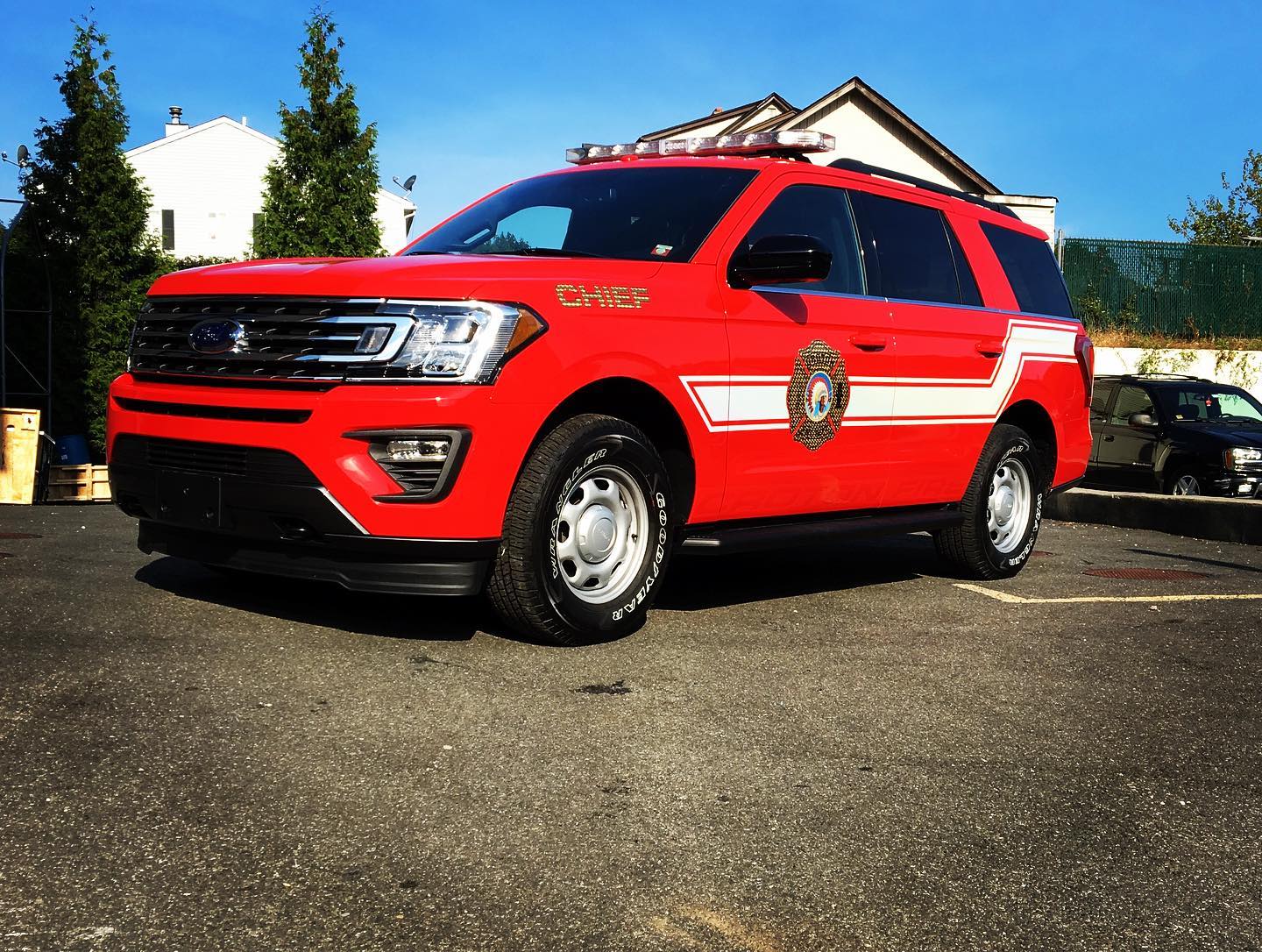 Ford Expedition Fireman SUV Wrap @VinniePinstripe 440 N Main St. Port Chester, NY 10573 H.jpg