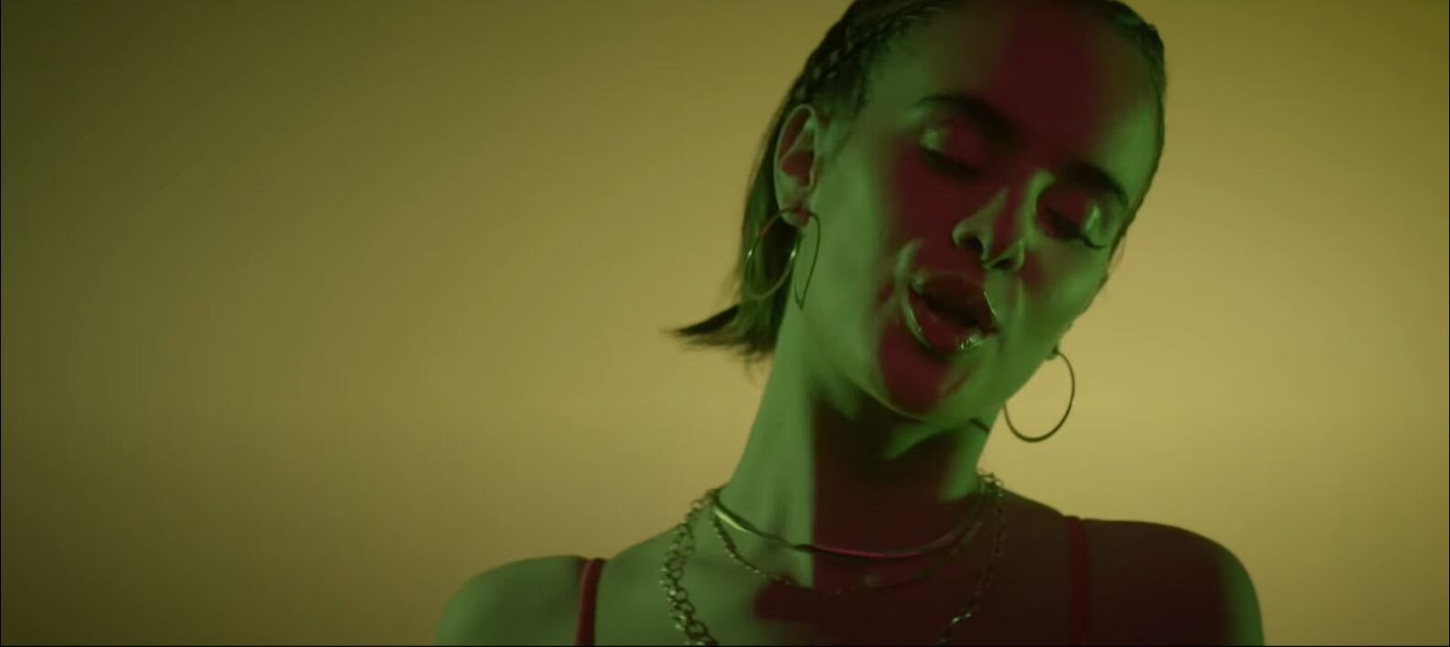 Videoclip P.E.C de Gala Montes