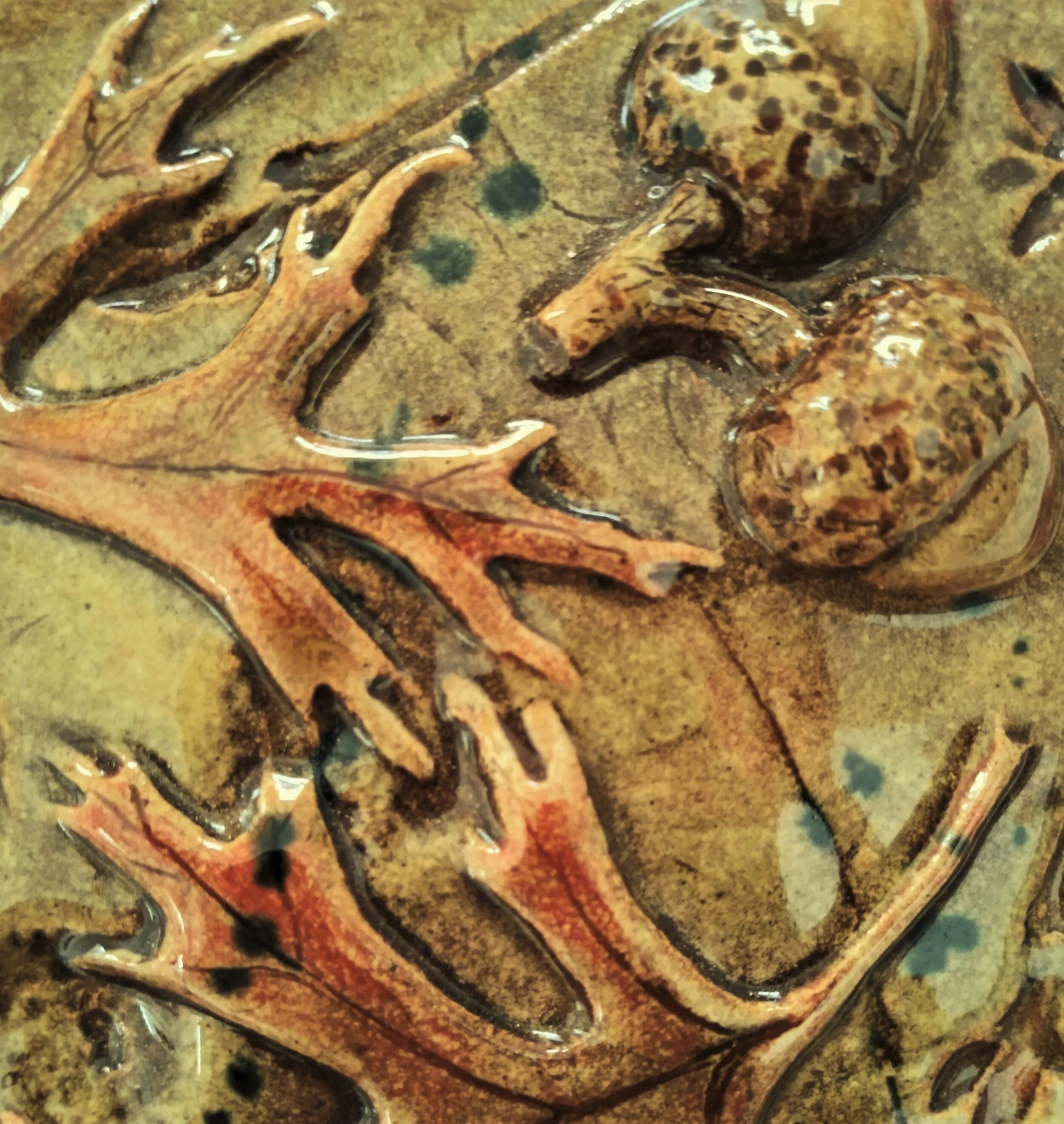 Twin Pin Oaks & Acorns Tile 1.3.jpg