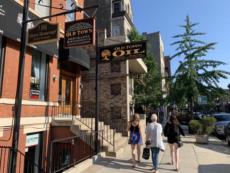 Wells Street Old Town Chicago
