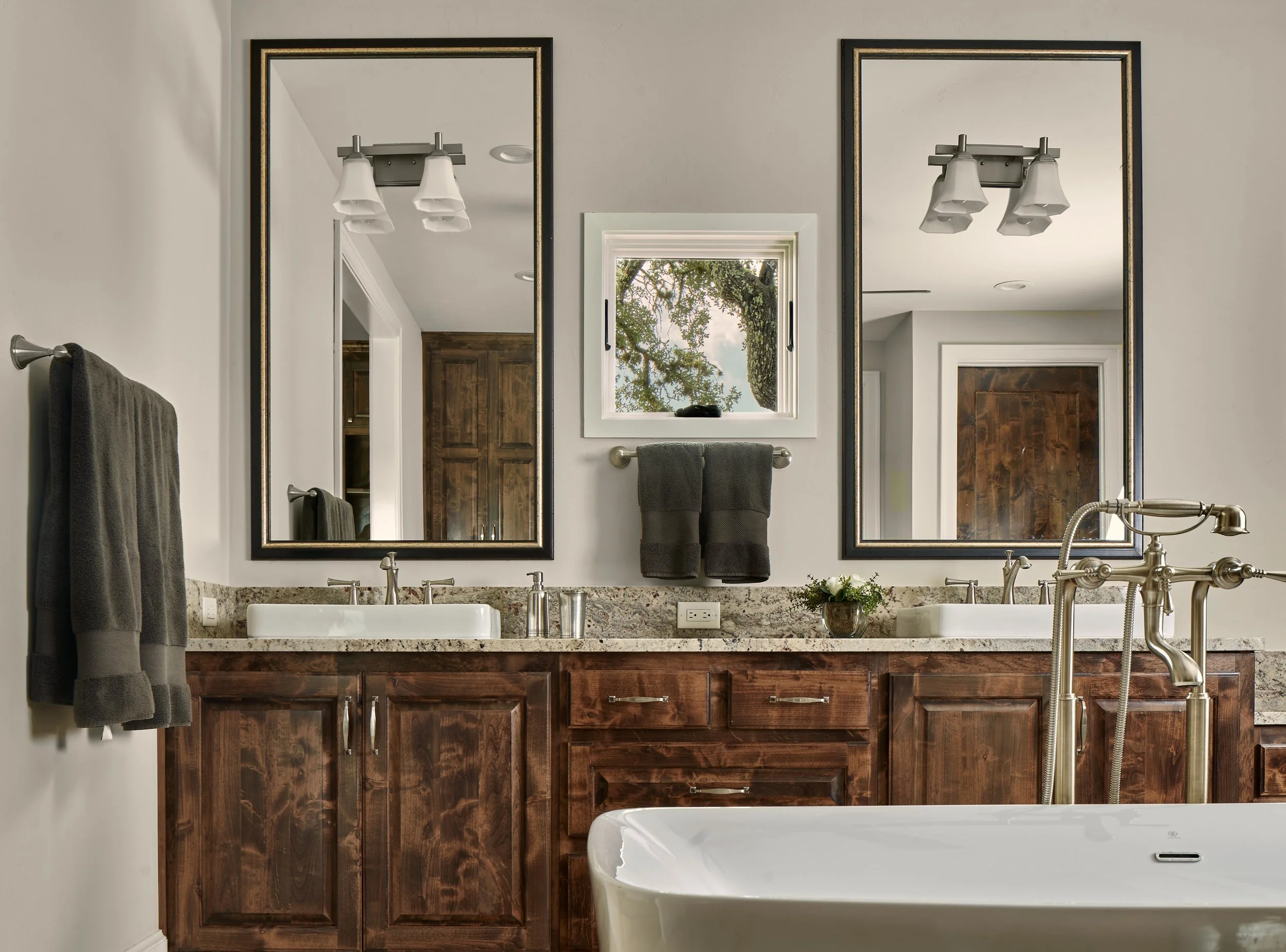 Slaughter Interior Design Studio Fredericksburg TX-7738.jpg