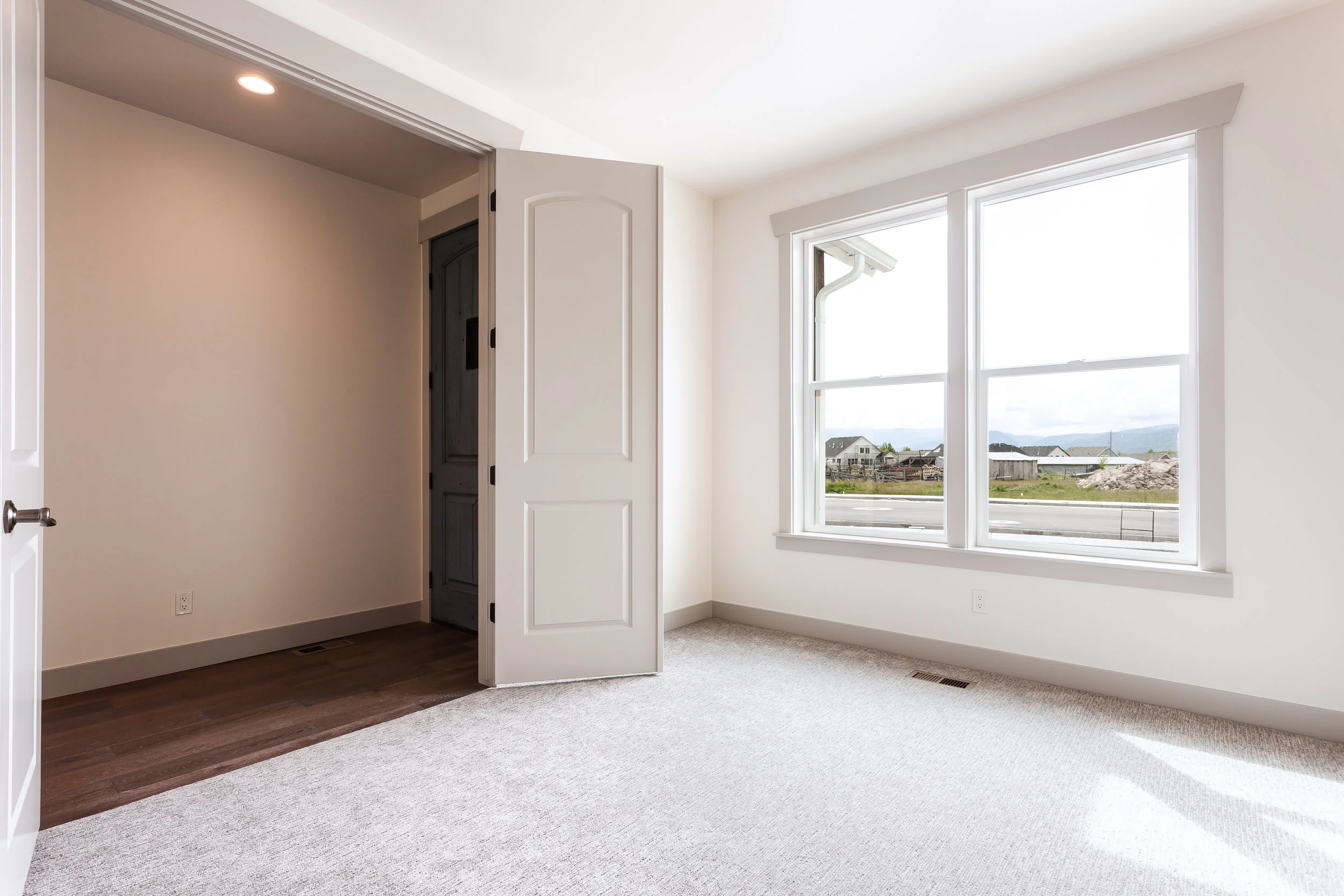 22-262CanyonViewLane-22.jpg