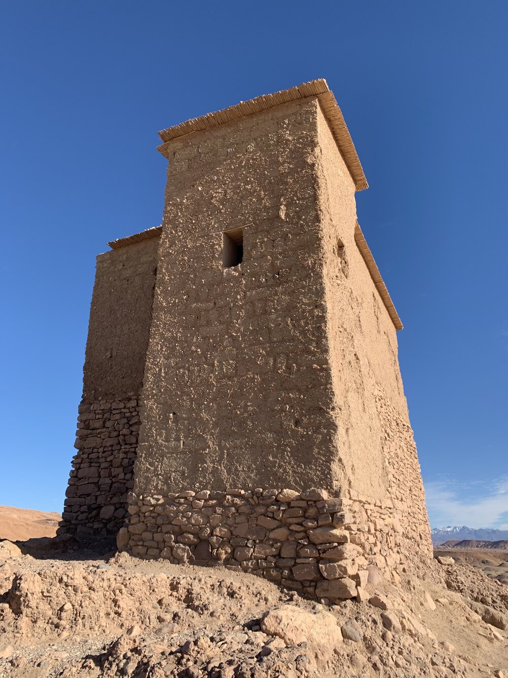 Ait Ben Haddou top tower.jpg