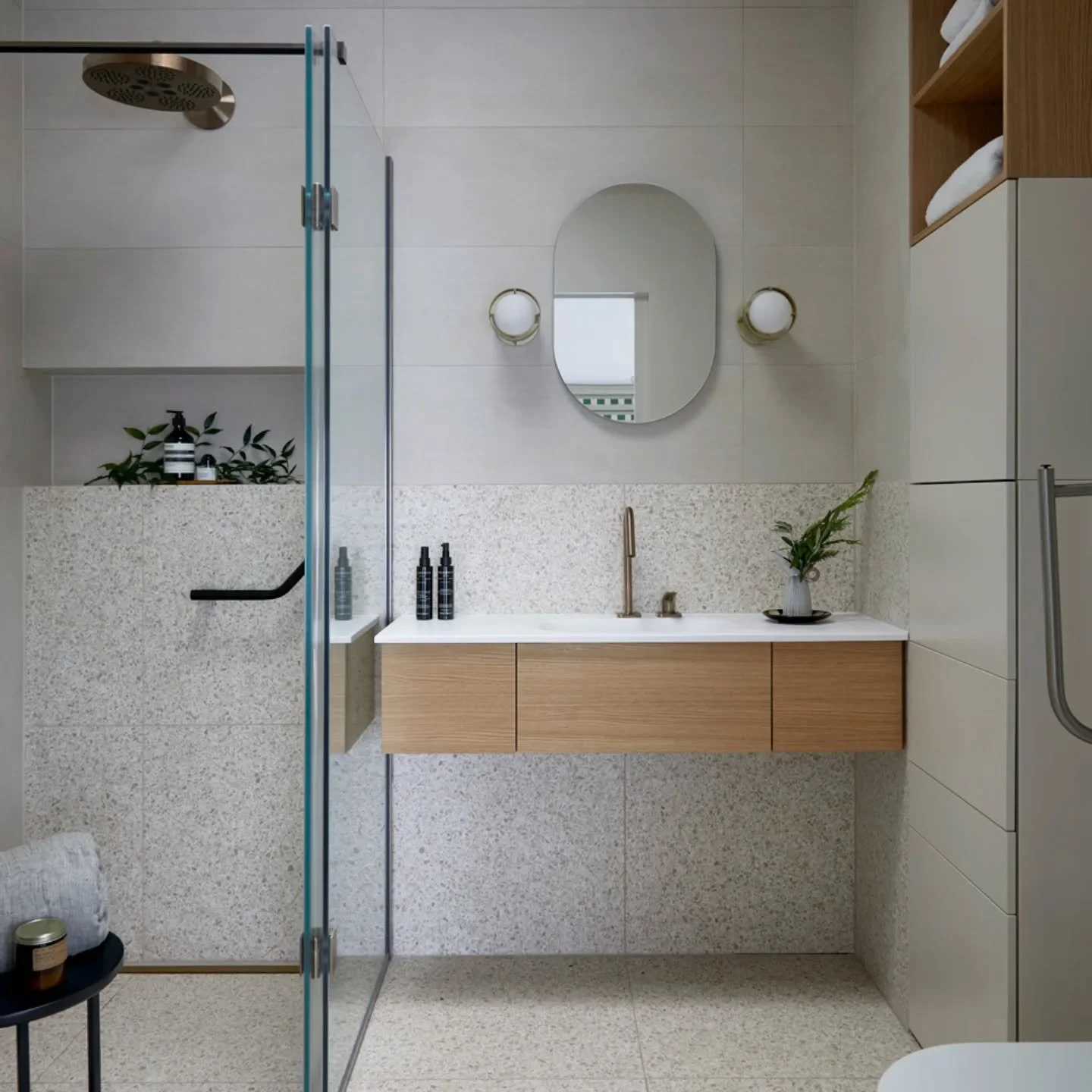 Light and calm. We used subtle textures with a neutral palette to create a relaxing and warm space. 

@annastathaki @codisbath @westonebathrooms @domustiles @axordesign
#bathroom #bathroomdesign
#luxuryinteriors #calminteriors #contemporaryinteriors
