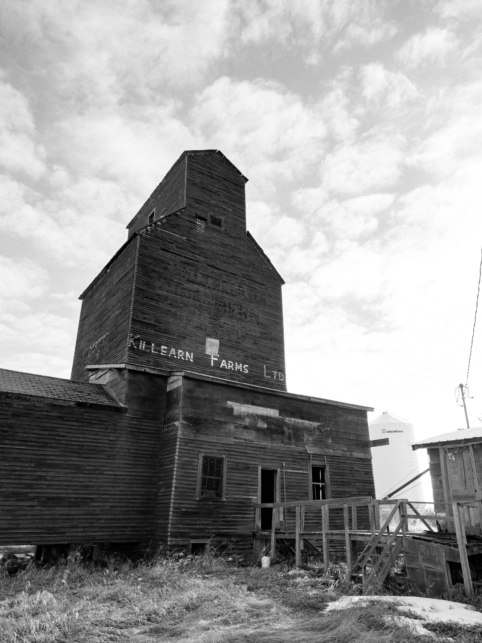 Kodak Tri-X Barn 2.jpg