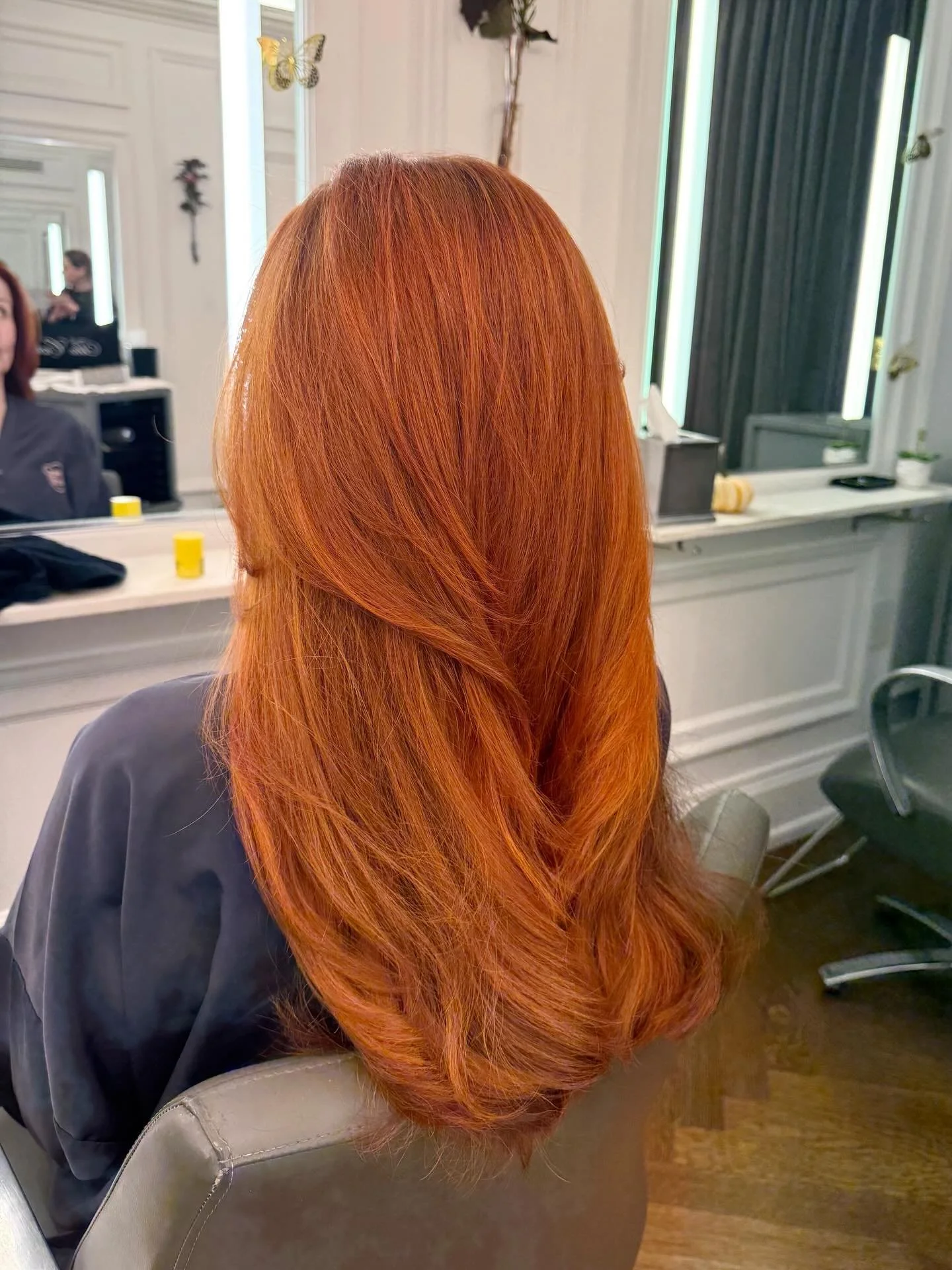 This week our client came in ready for a major change - and what a transformation it was! 

Our fabulous Colorist, @teresaprobst took her from her current blonde to a gorgeous red that&rsquo;s full of depth and shine, while our talented Stylist @patt