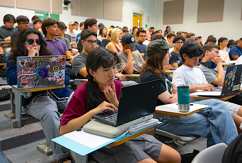 Cal Poly course explores the psychology of misinformation in the digital age