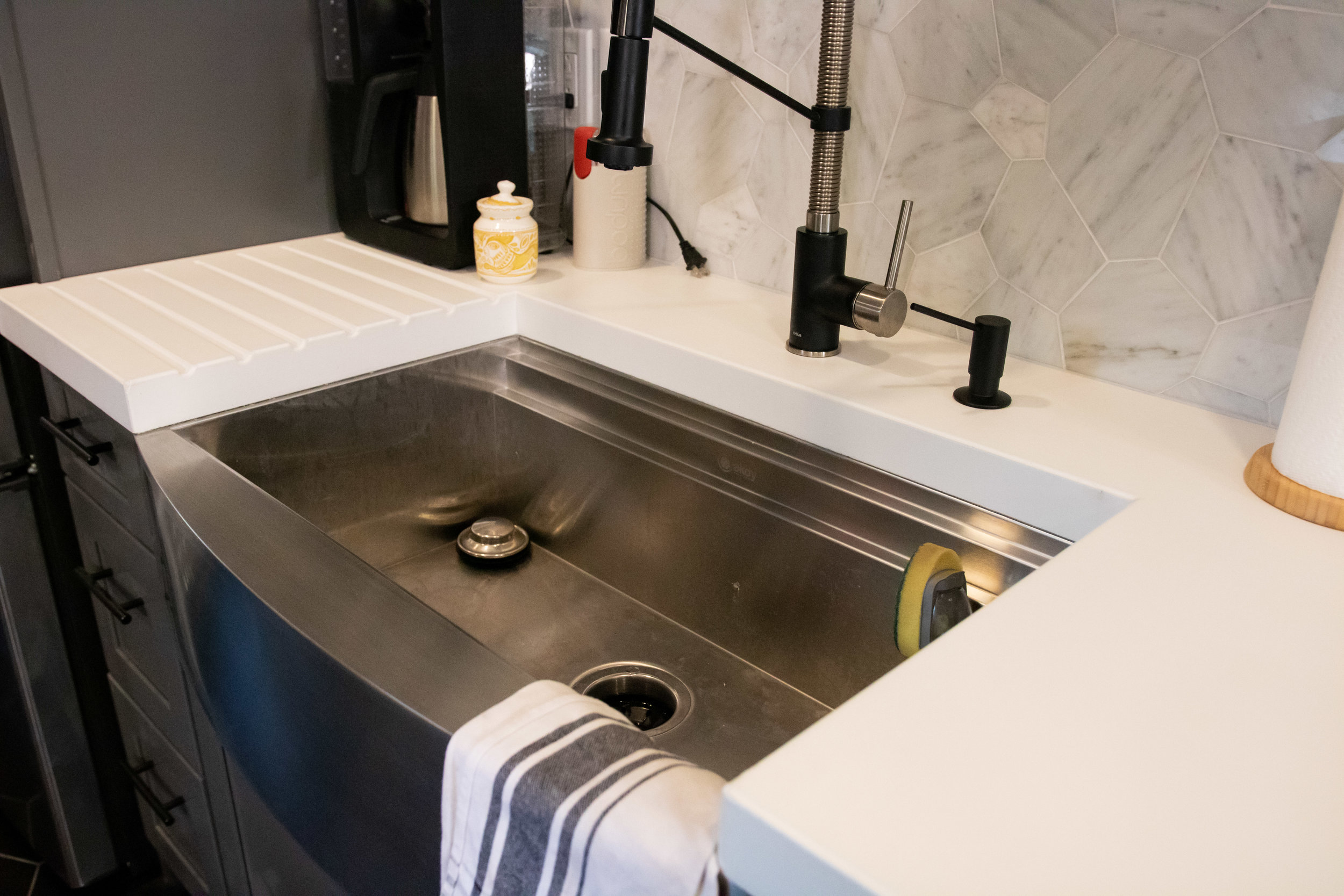 5300-countertop-kitchen-7.jpg