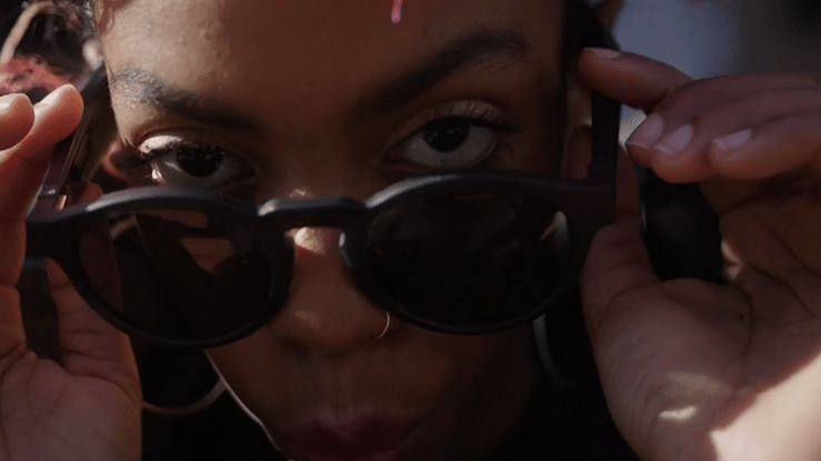 B_EYES_B spot-high.gif