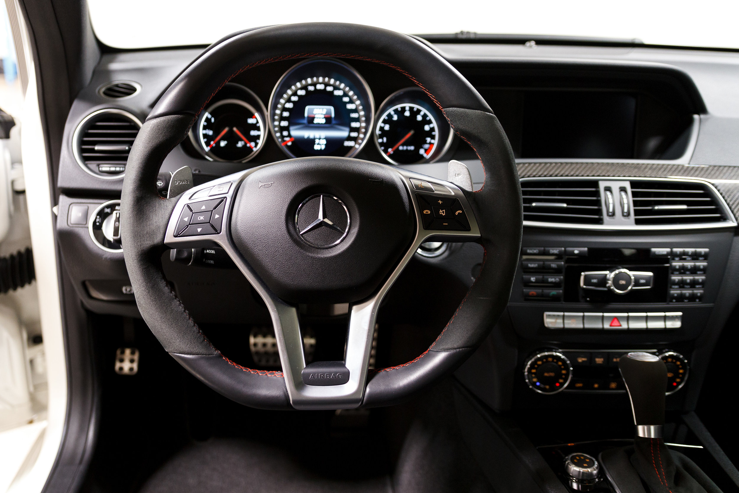 C63BLACKSERIES-44.jpg