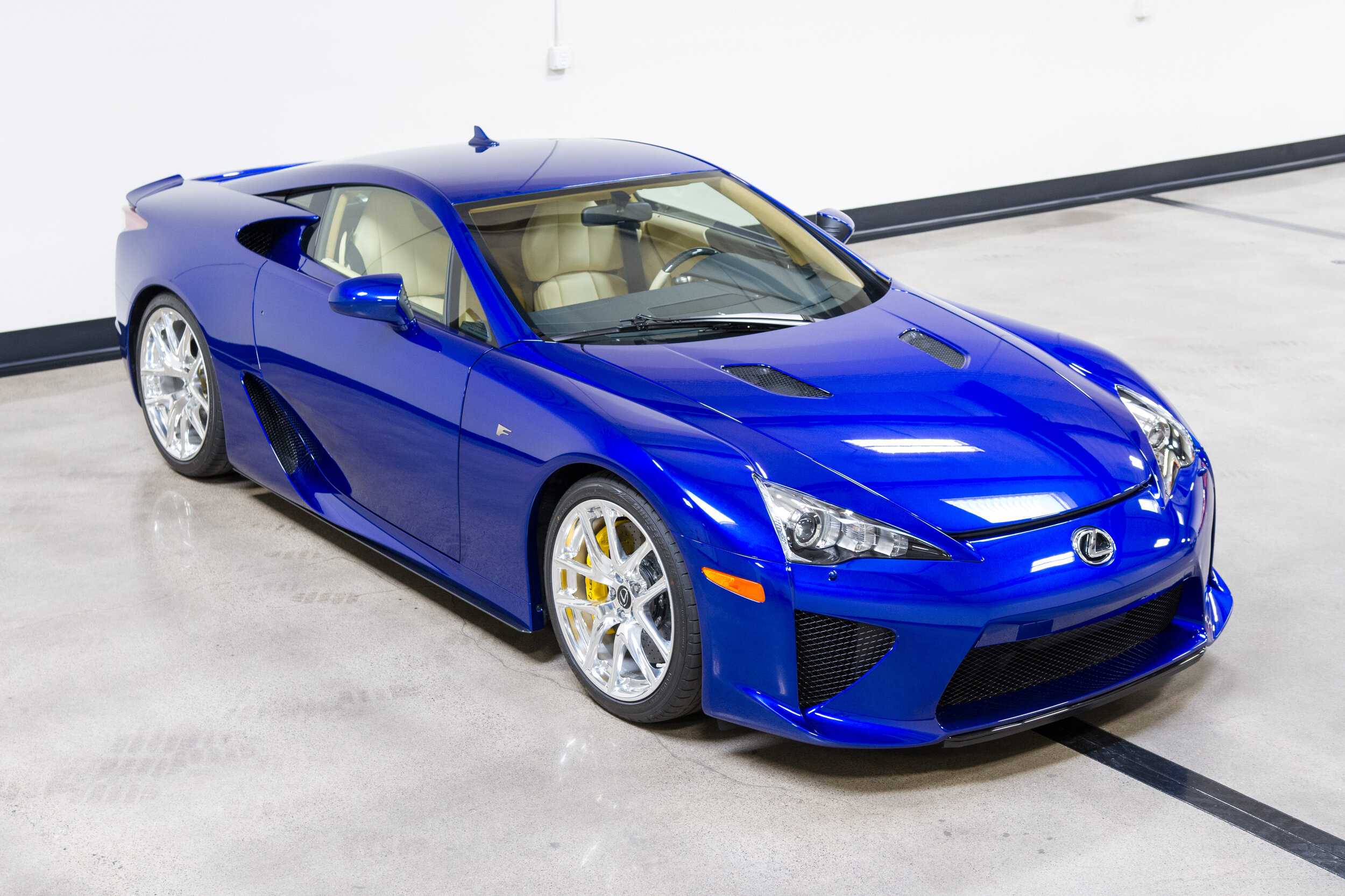 LFA-10.jpg