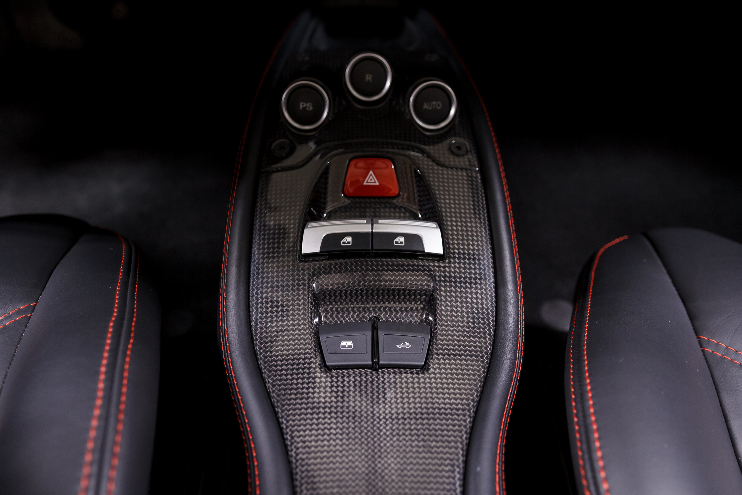 2013 Ferrari 458 Spyder-72.jpg