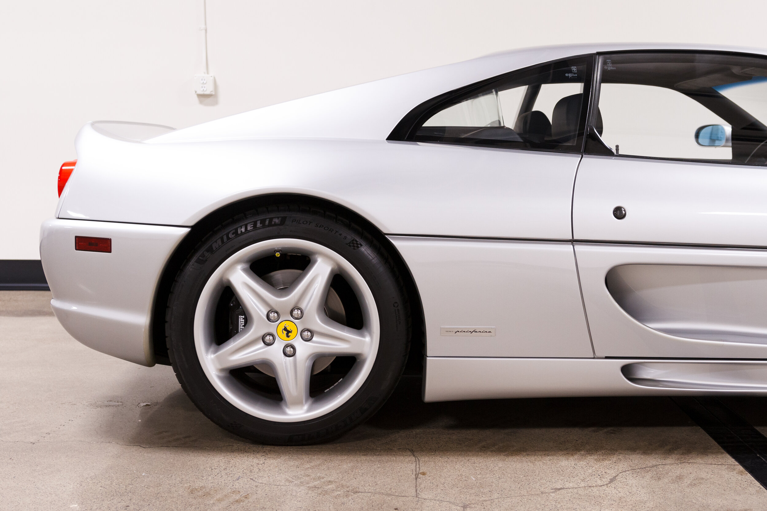 1998 Ferrari 355 F1-14.jpg