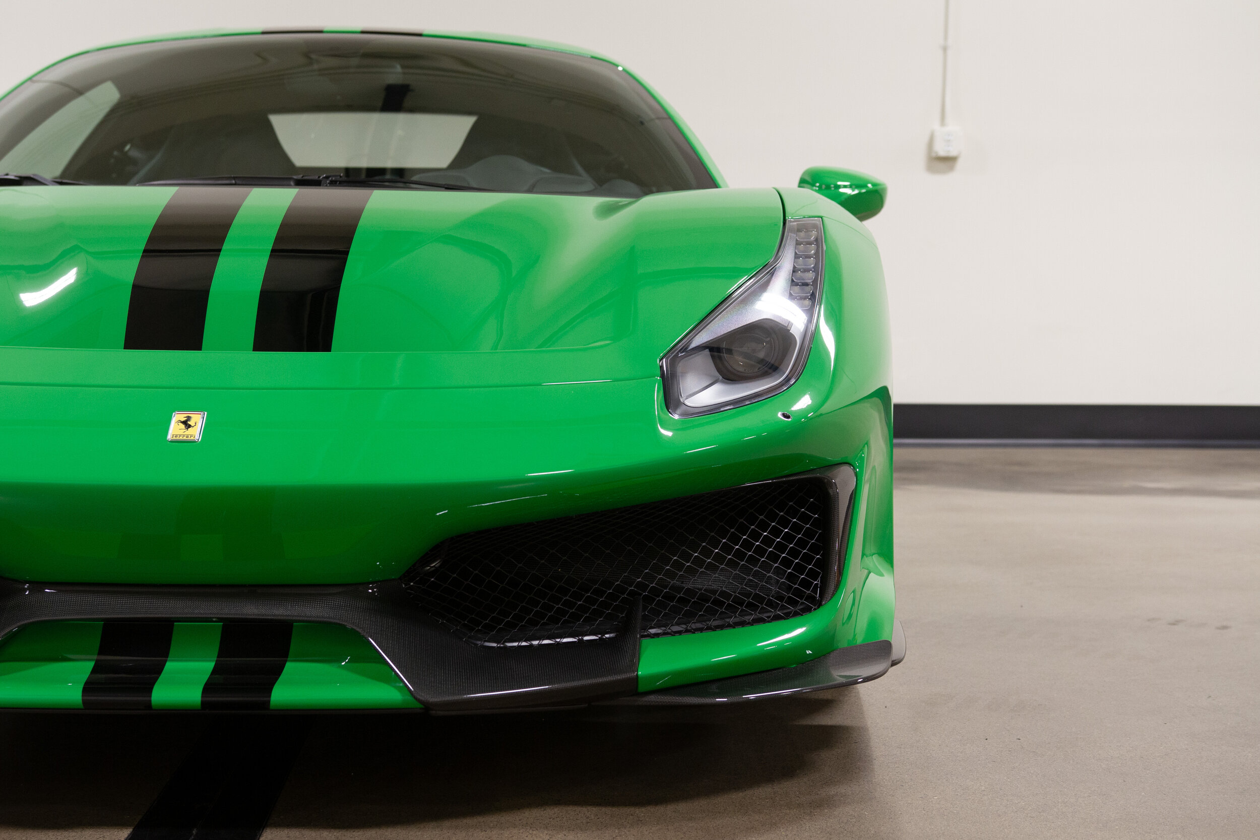 2020 Ferrari 488 Pista Green-13.jpg