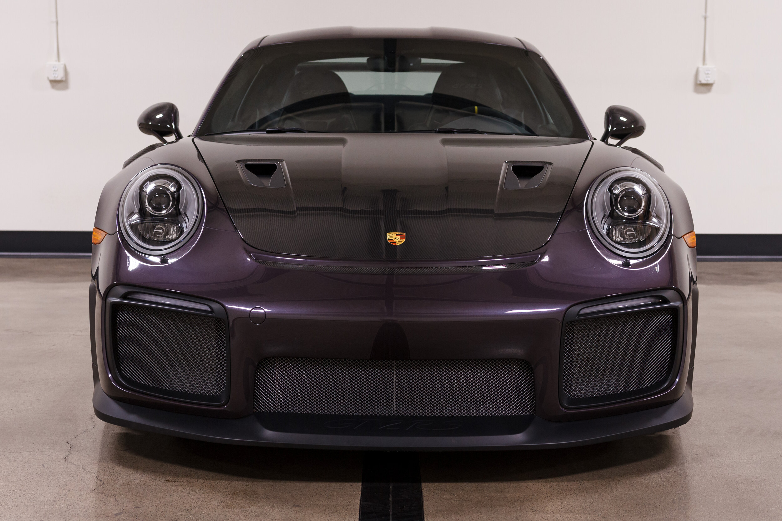 2018 Porsche 911 GT2 RS-Vesuvio-2.jpg