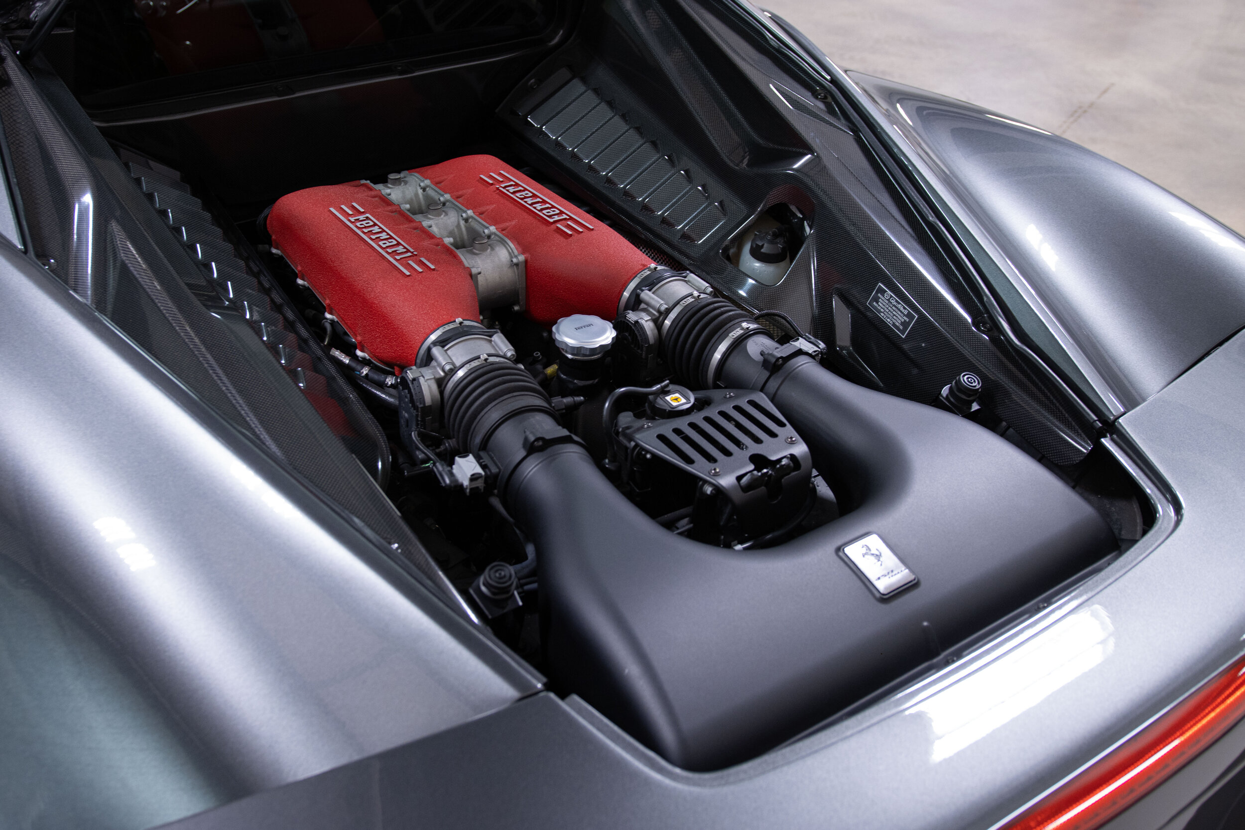 2011 Ferrari 458-41.jpg