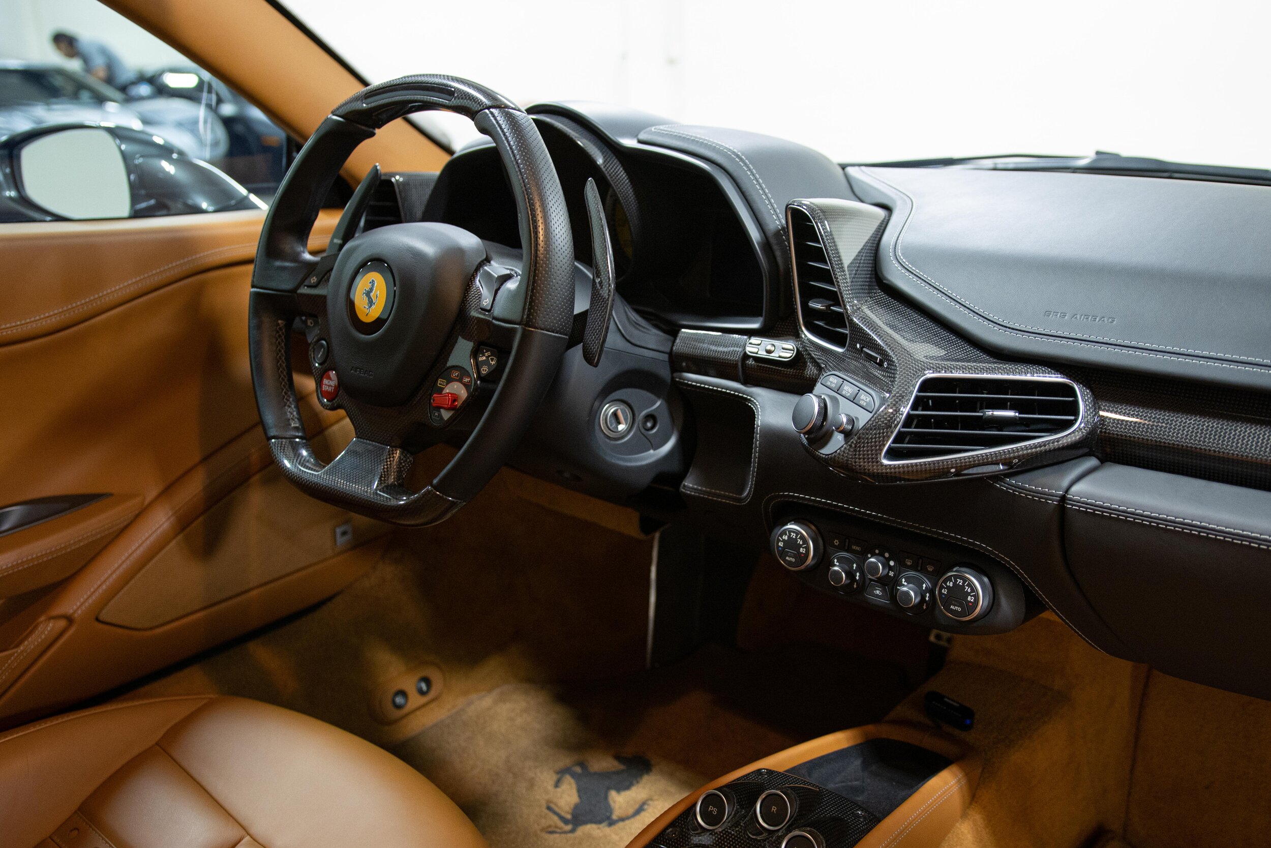 2011 Ferrari 458-75.jpg