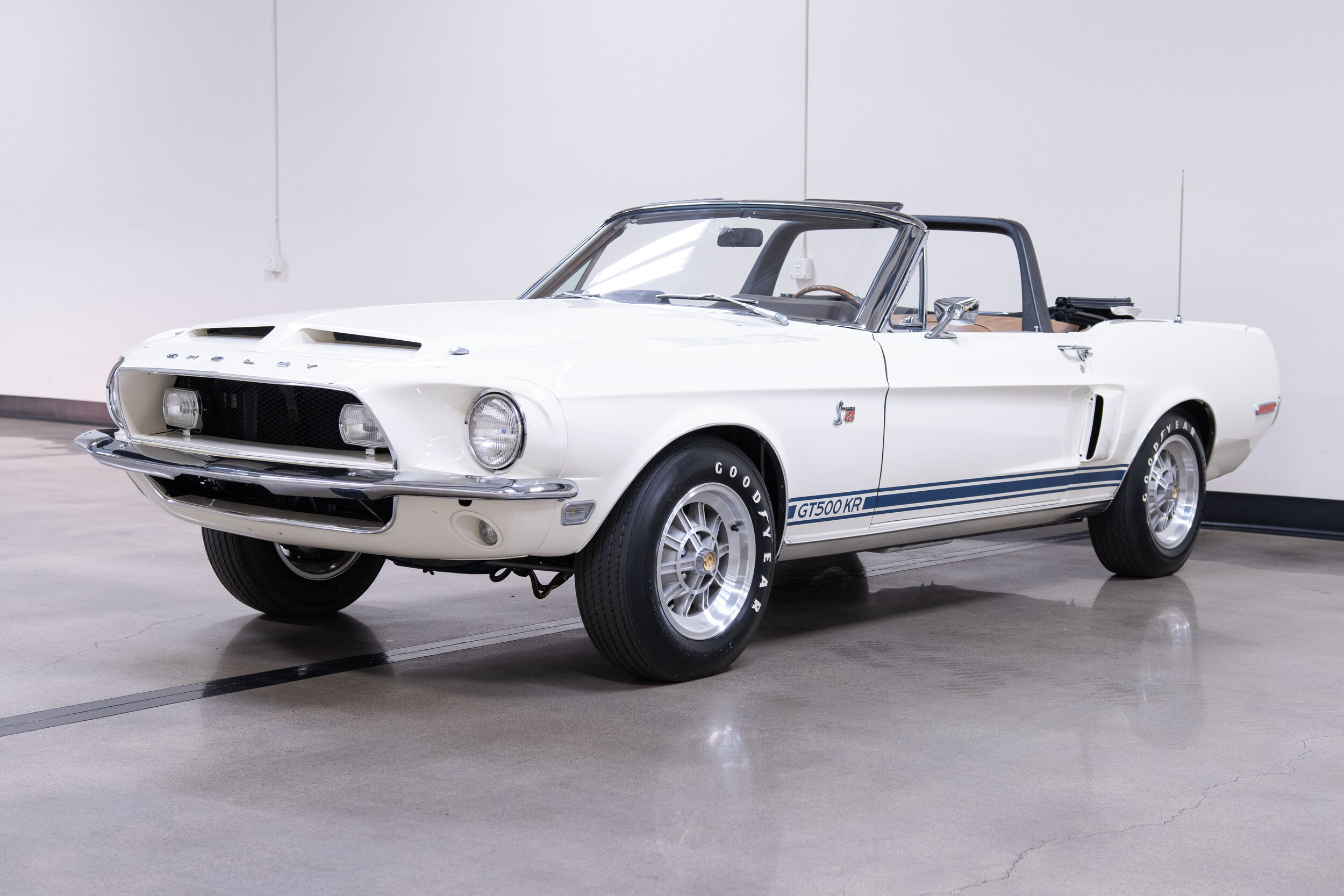 1968 Shelby GT500KR-3.jpg