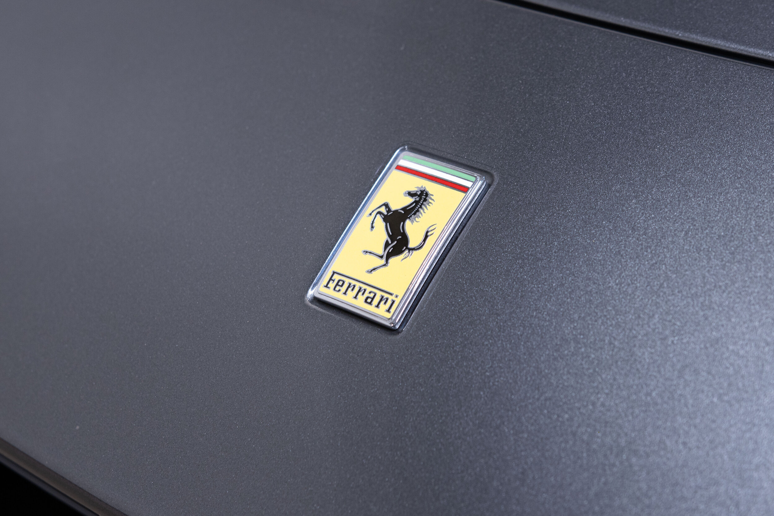 2014 Ferrari F12-27.jpg