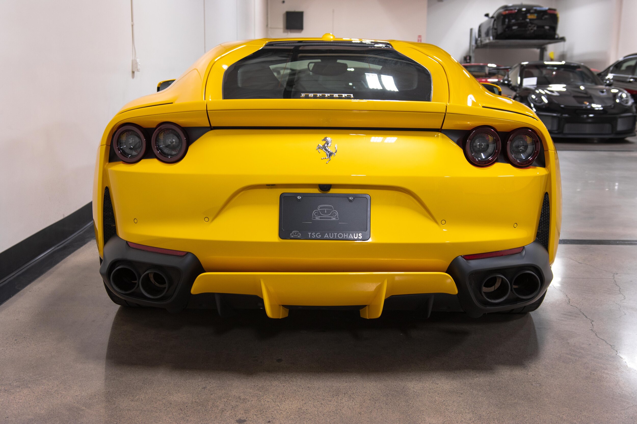 2018 Ferrari 812 Superfast-32.jpg