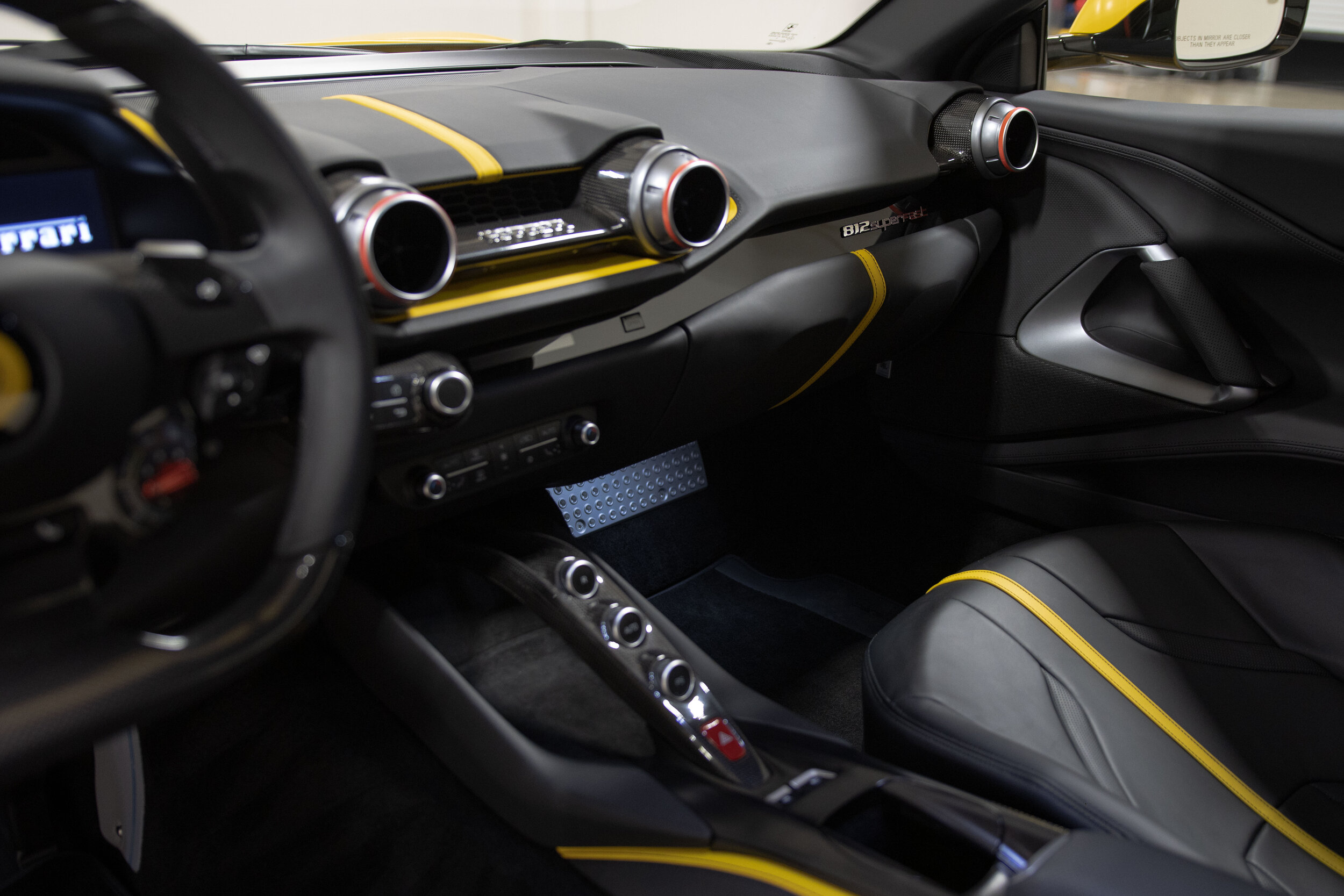 2018 Ferrari 812 Superfast-64.jpg