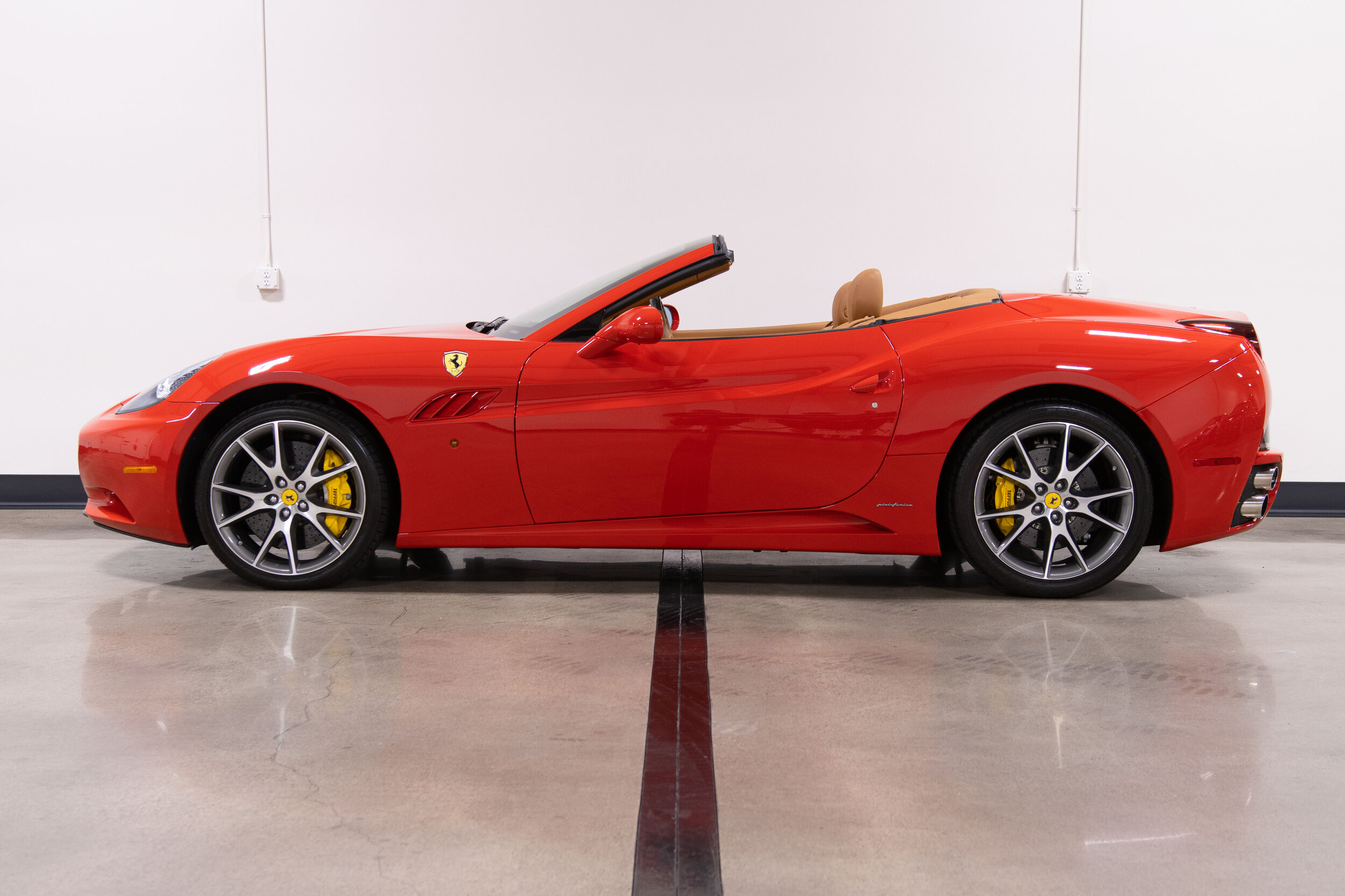 2012 Ferrari California-5.jpg