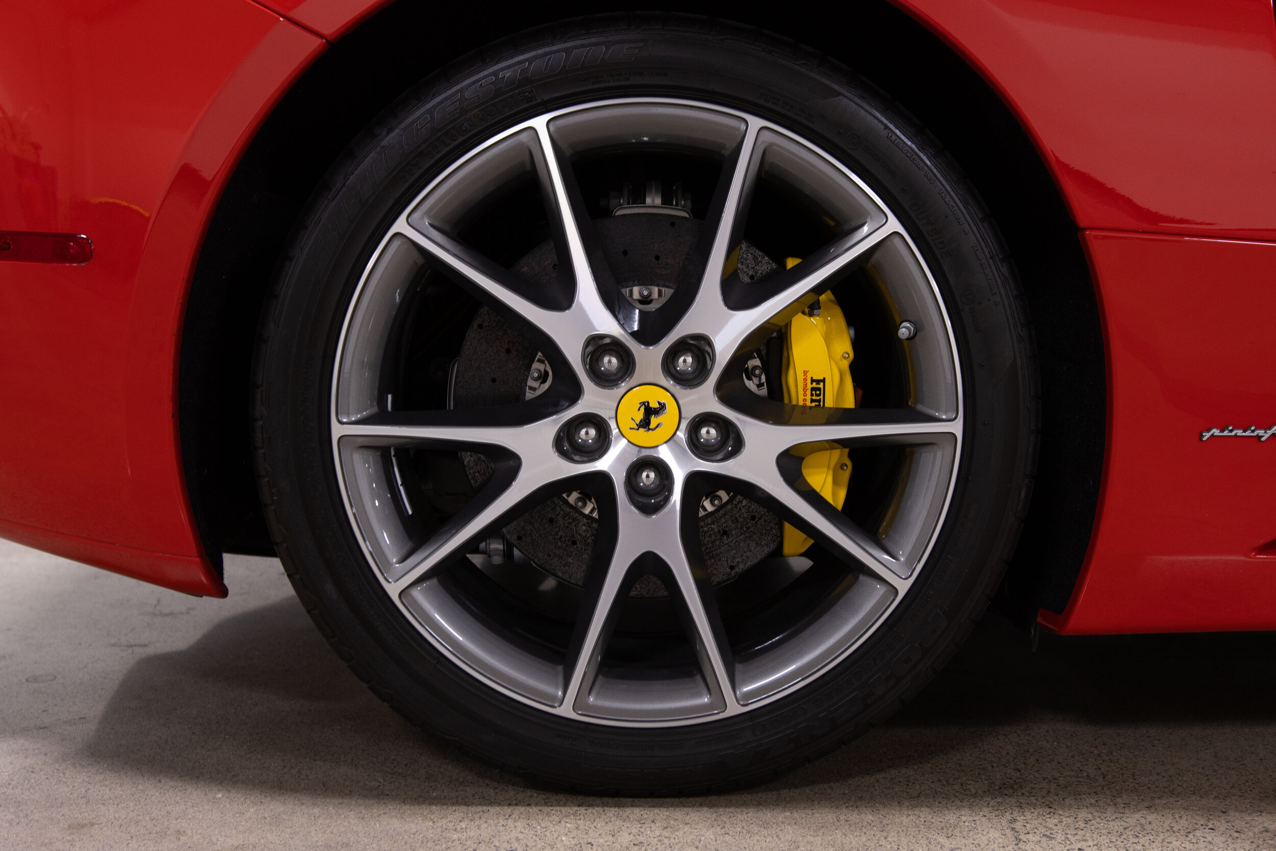 2012 Ferrari California-21.jpg