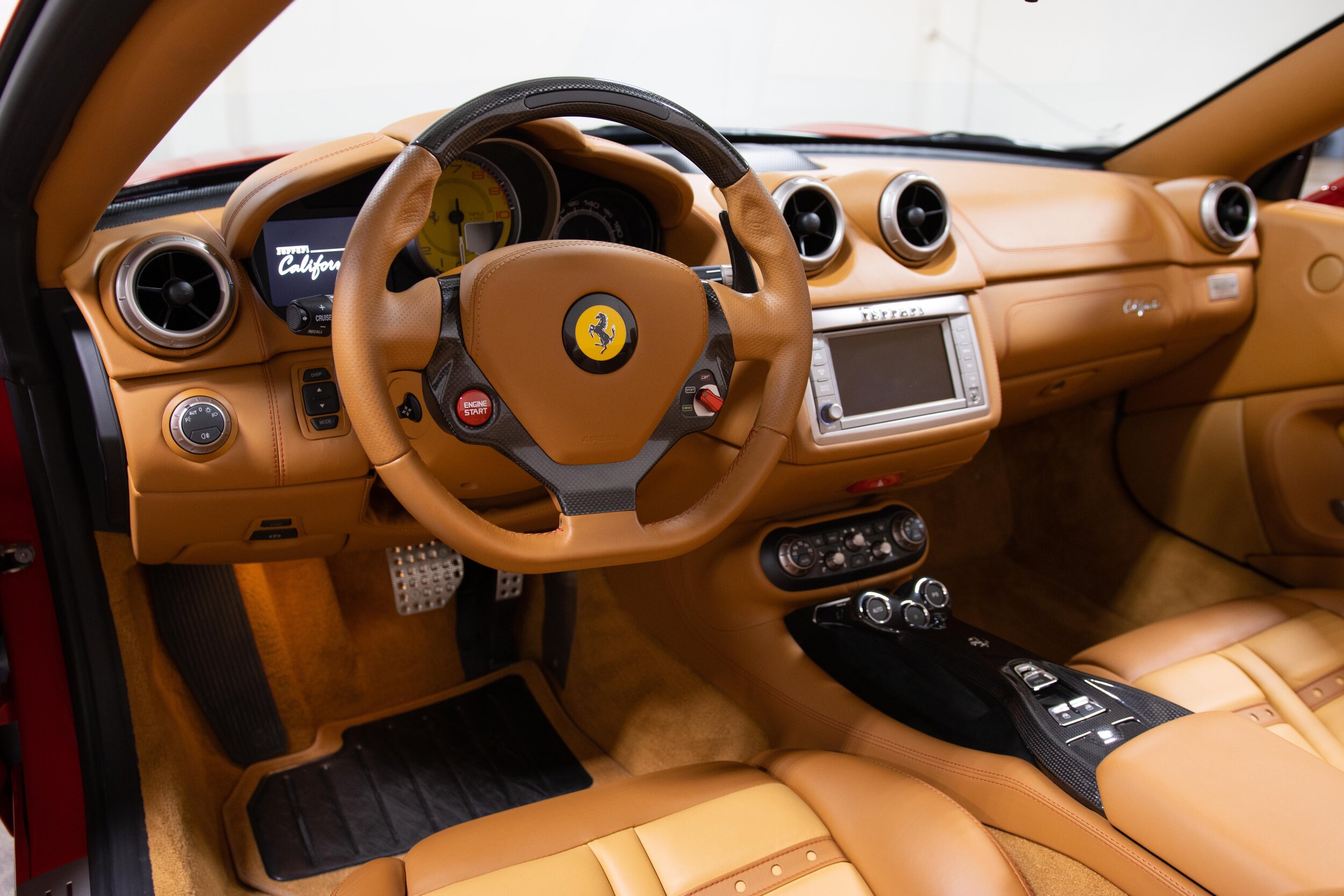 2012 Ferrari California-45.jpg
