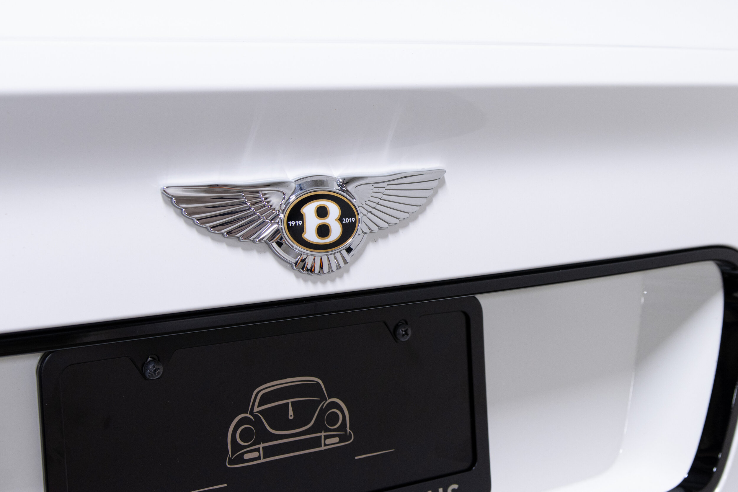 2020 Bentley Bentayga-32.jpg