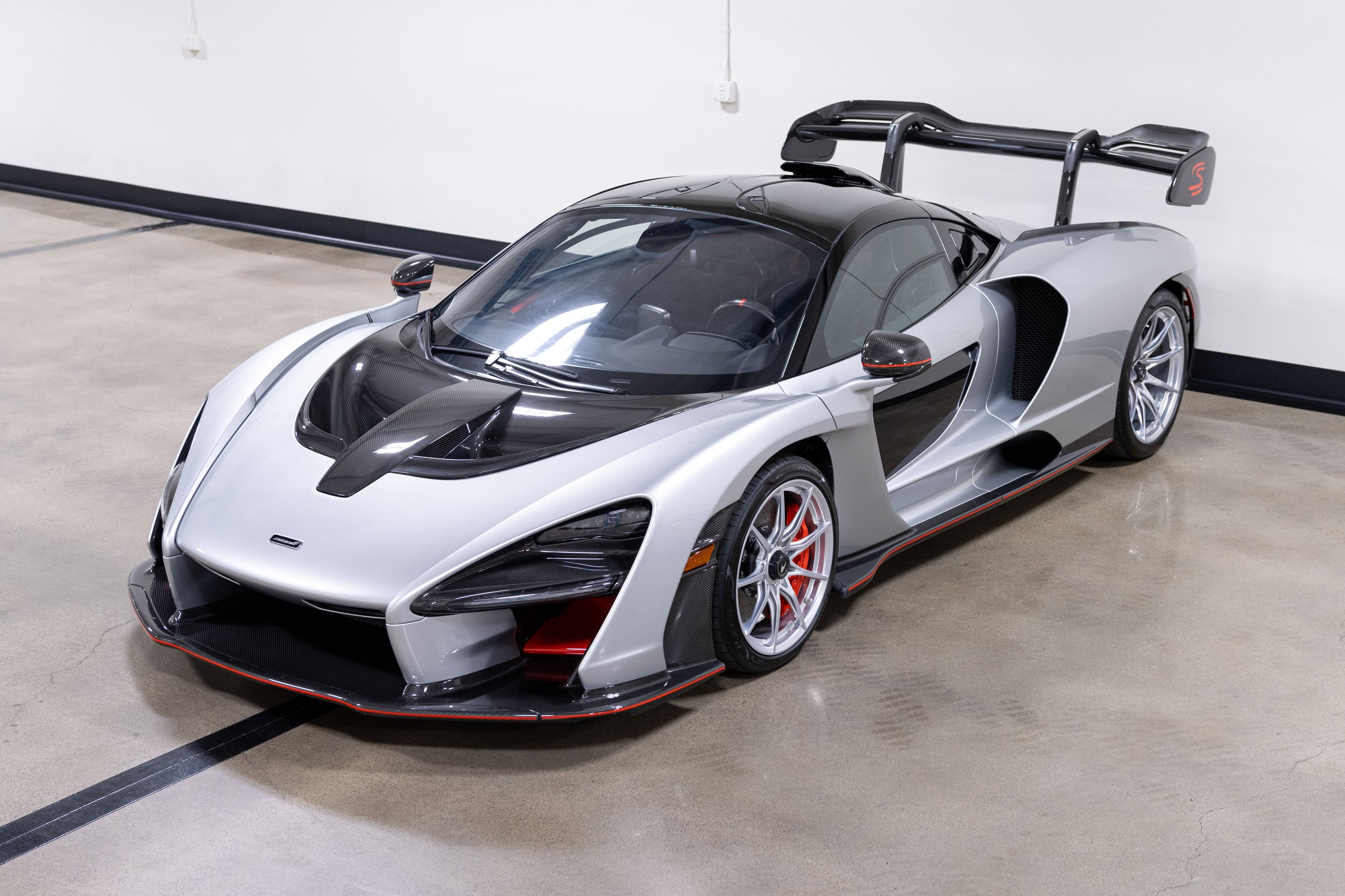 2019 McLaren Senna-12.jpg